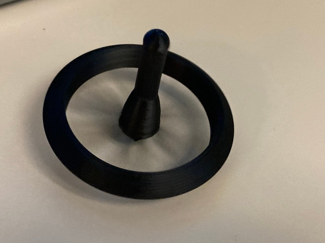 3D printed Spinning top up to 1min spinning time easy print no supports・Cults