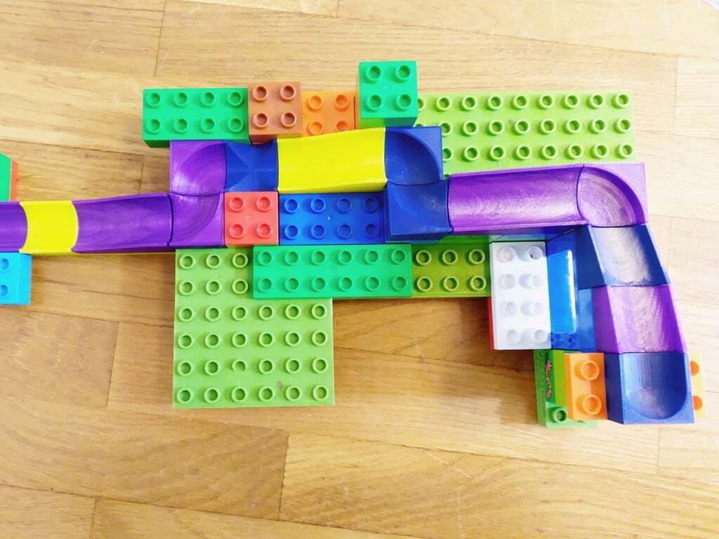 3D printed Duplo compatible marble run system・Cults