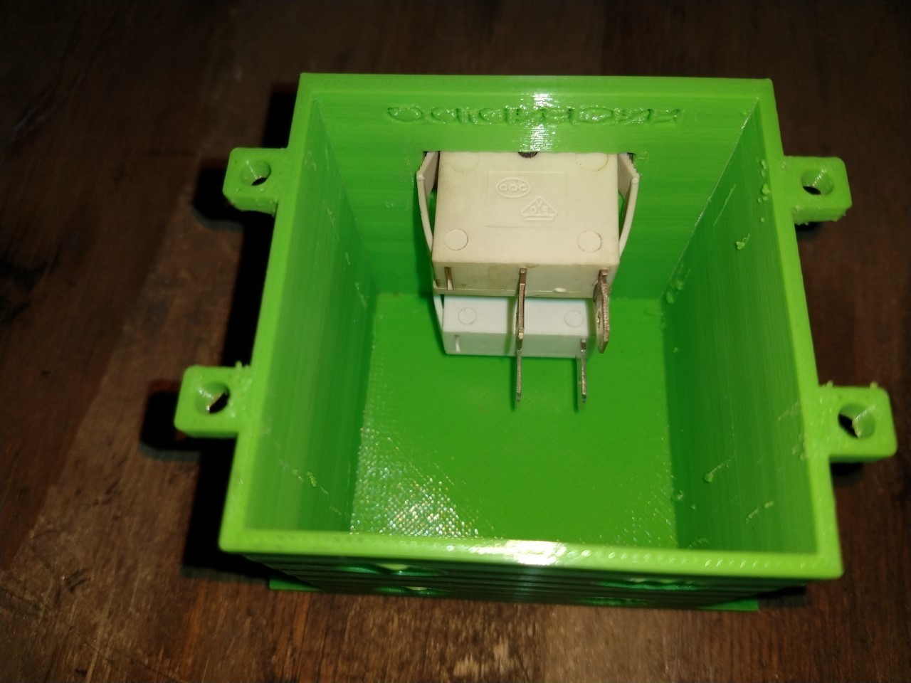 STL file BOX ON/OFF 📦 ・3D printer design to download・Cults
