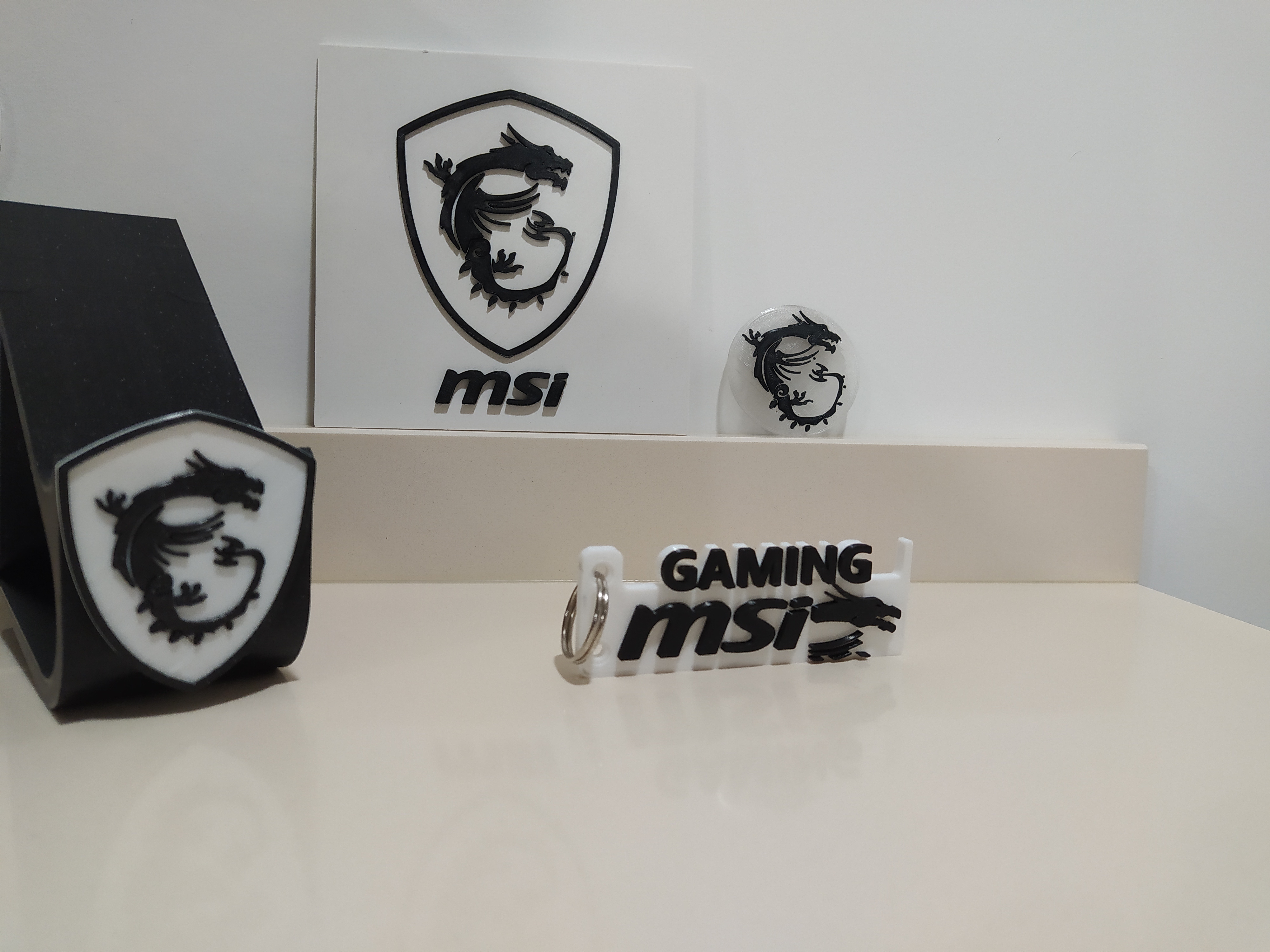 🗝️ MSI Logo Keychain・Free STL File for ・Cults