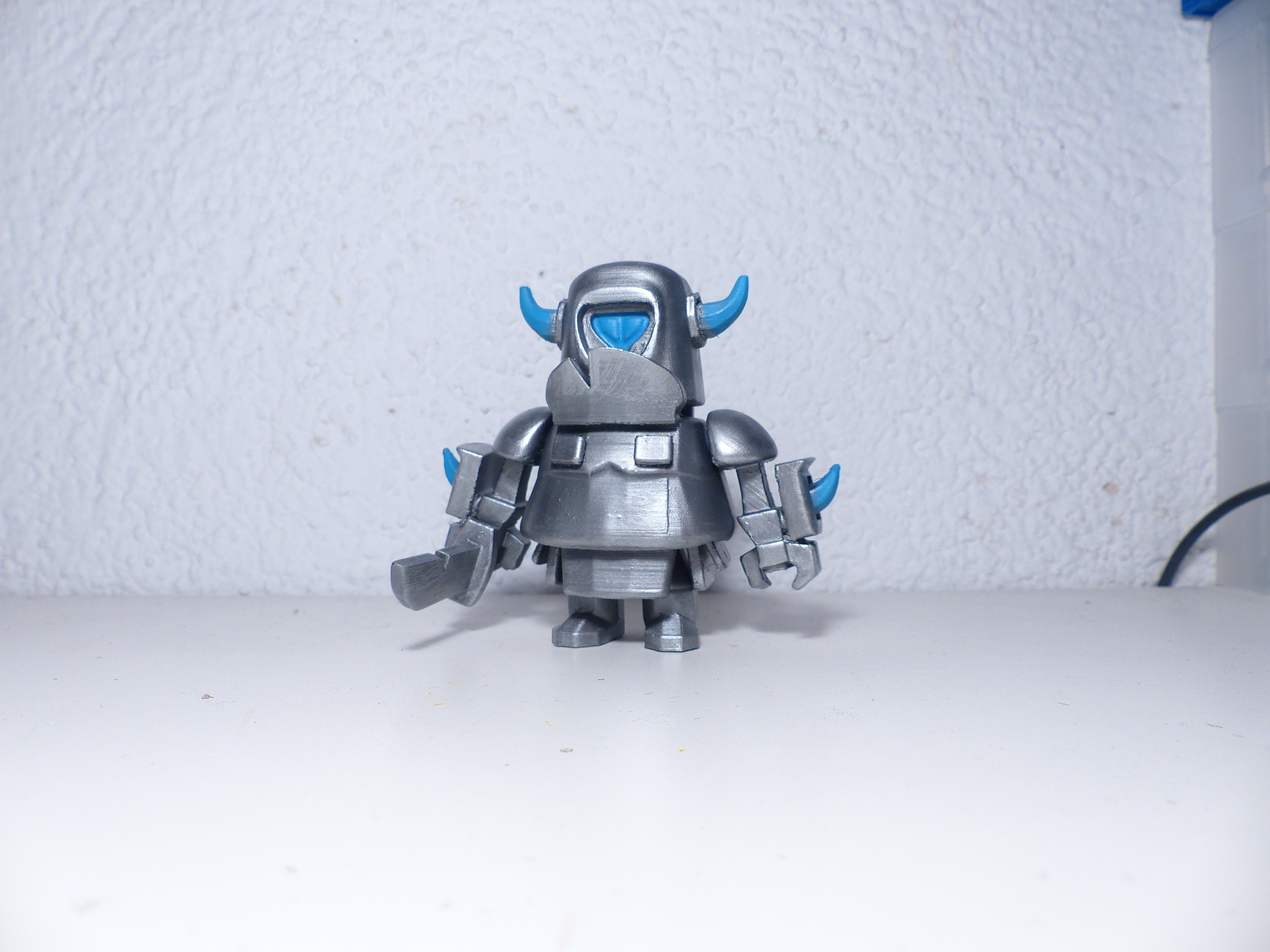 STL file Figure of mini PEKKA Clash Royale 🎲 ・3D print object to  download・Cults