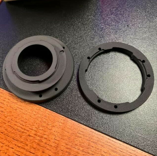 Файл STL Переходники для видеообъективов B4 (2/3" и 1/2") на байонет ...