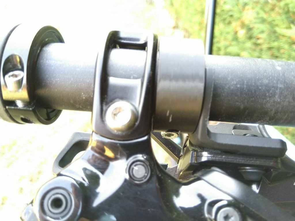 Adaptateur de fixation de commande Bike Yoke I-Spec II droite