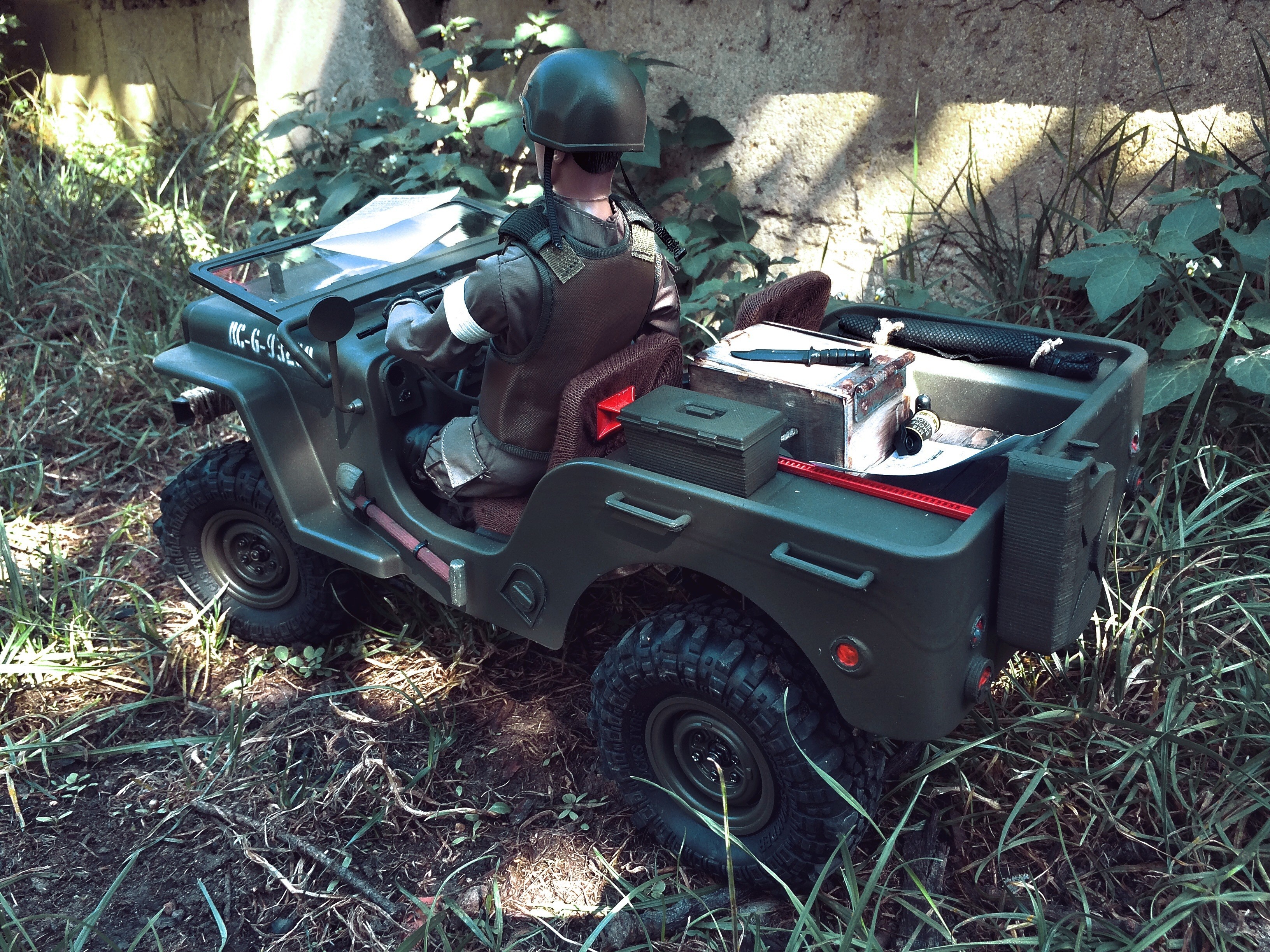 GMADE Sawback Jeep 1/10 - Voiture Radiocommandée Tout-terrain - Bon état + Options