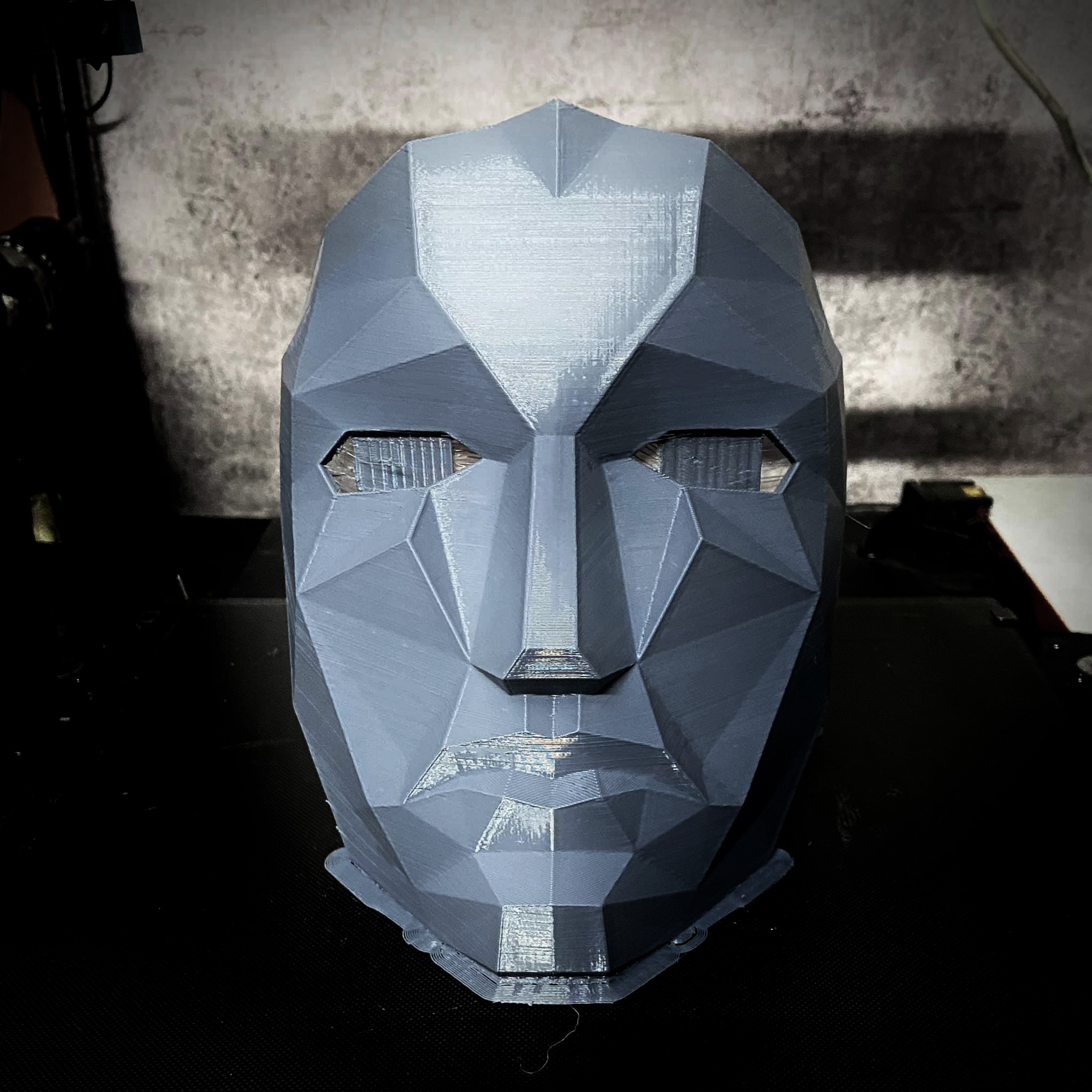 🦑 Squid Game Mask - Polygon Front Mask With Stand Base・3D