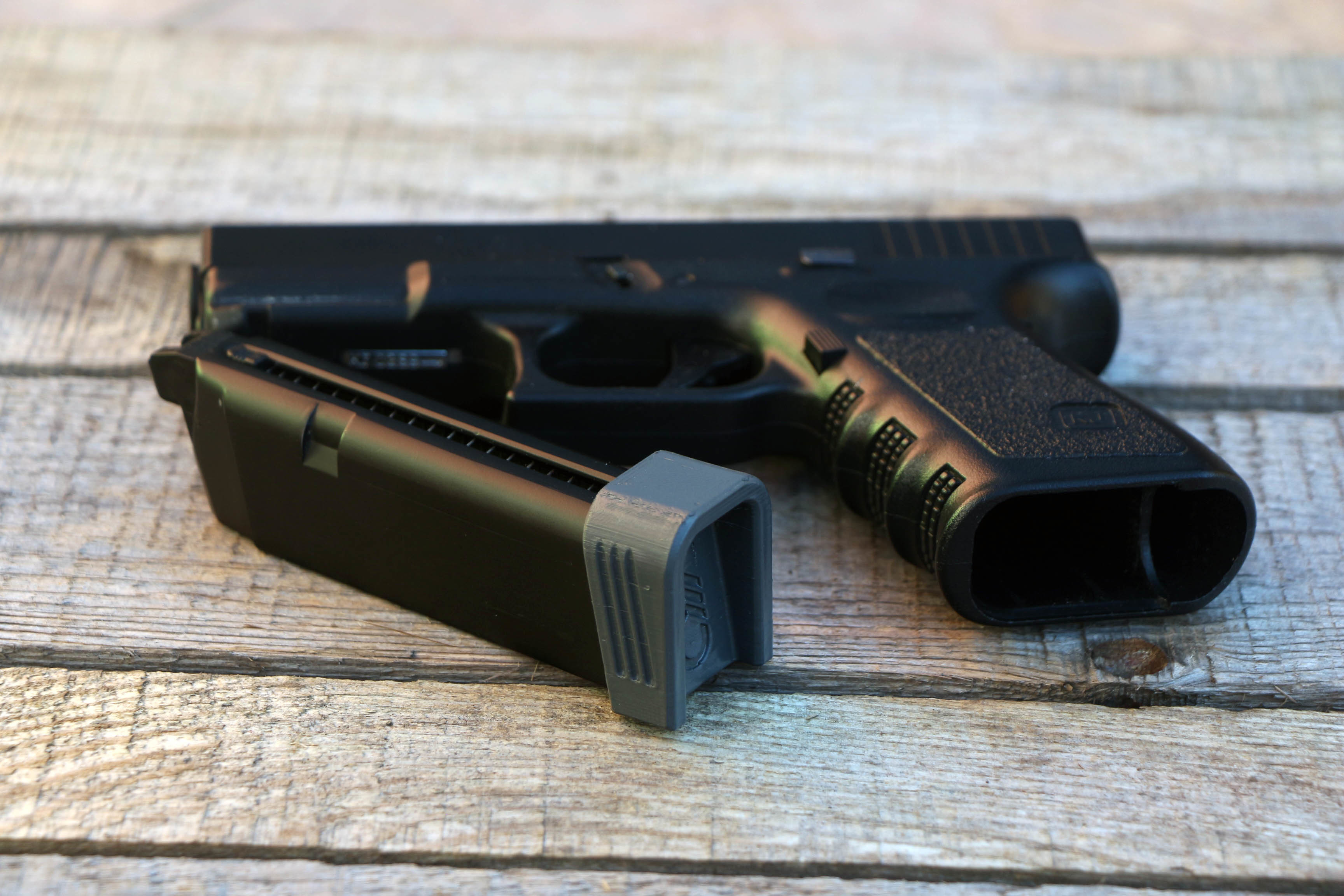 STL file AIRSOFT GLOCK MAG PLATE 7 🔫 ・3D printer model to download・Cults