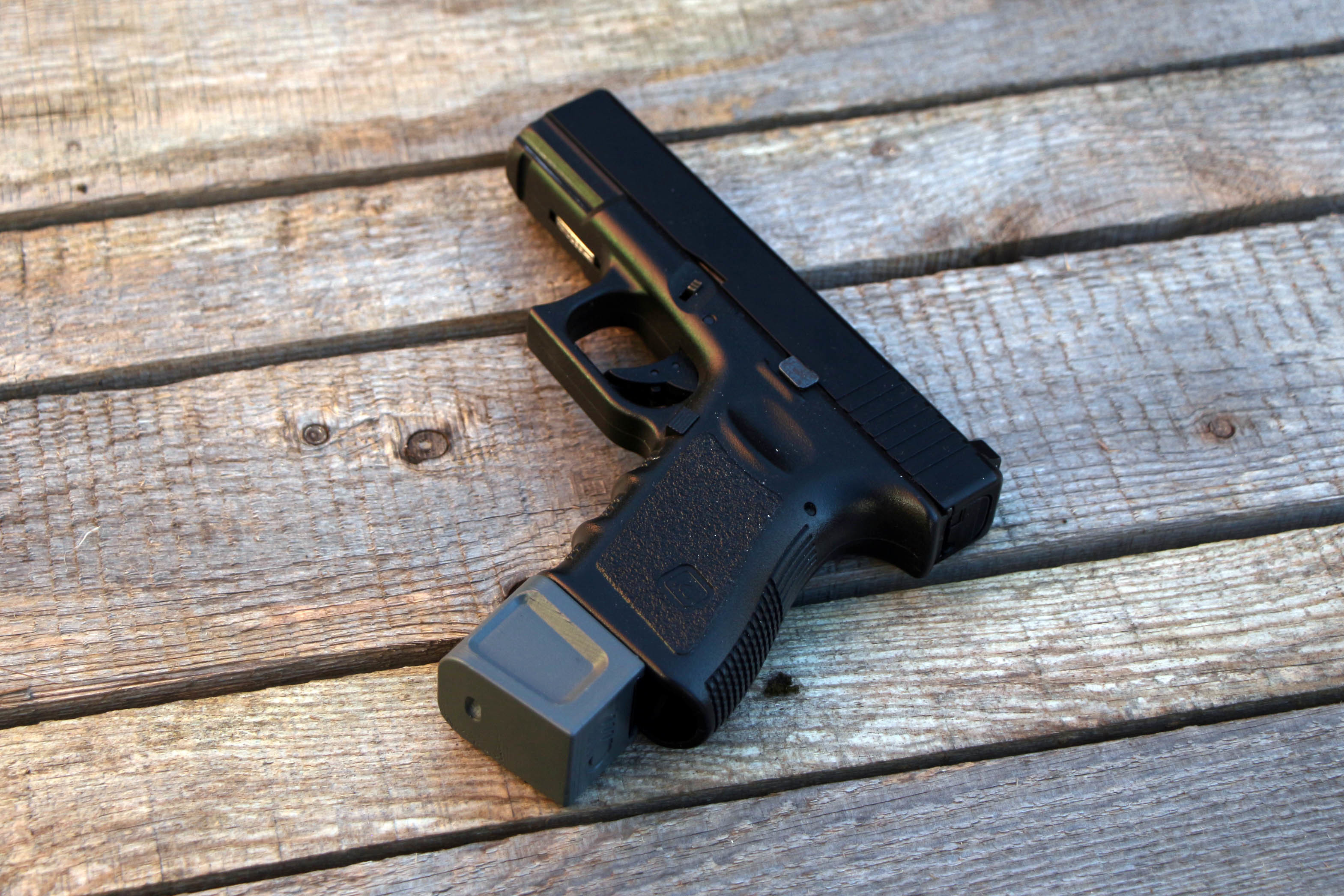 STL file AIRSOFT GLOCK MAG PLATE 8 🔫 ・Model to download and 3D print