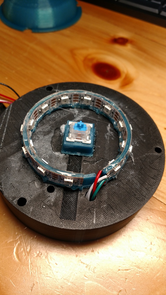 Бесплатный 3D файл Большая кнопка Raspberry Pi со светодиодами 🧞‍♂️ ・3D ...