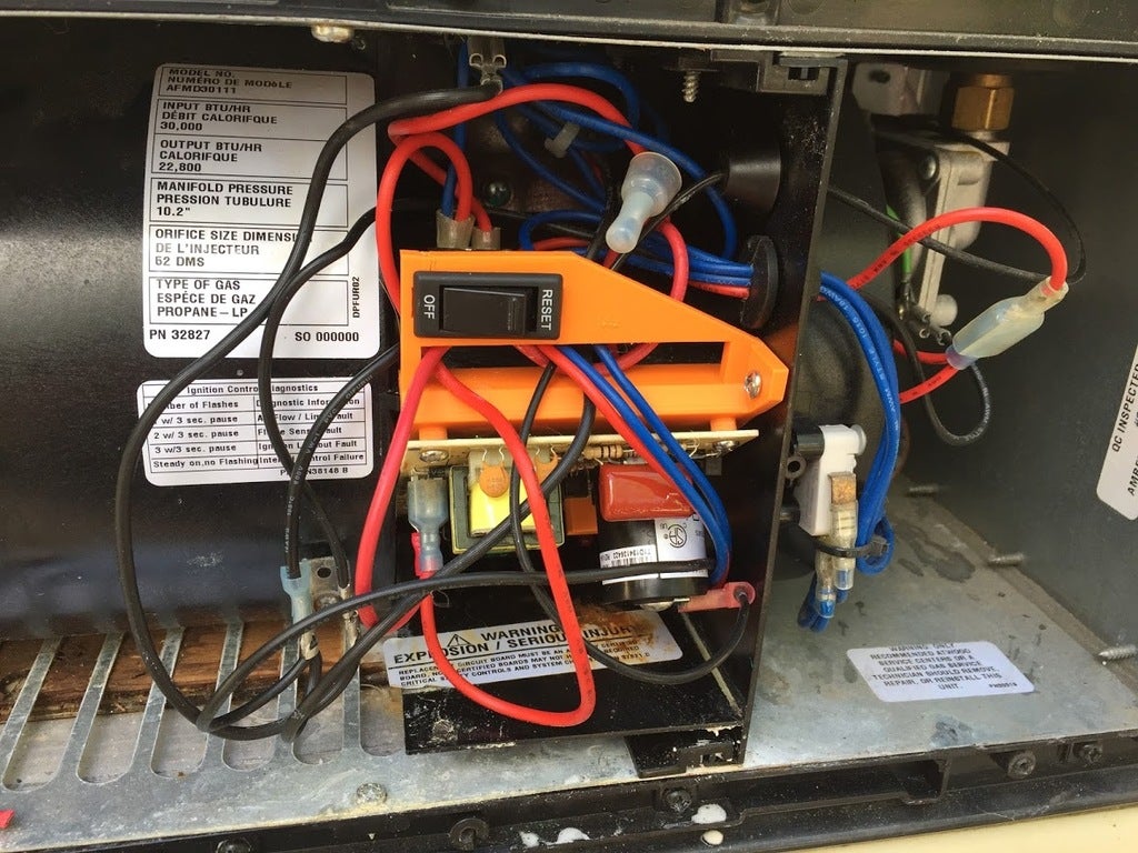 Free STL file RV Furnace retro circuit board 31501 holder 👽・3D print