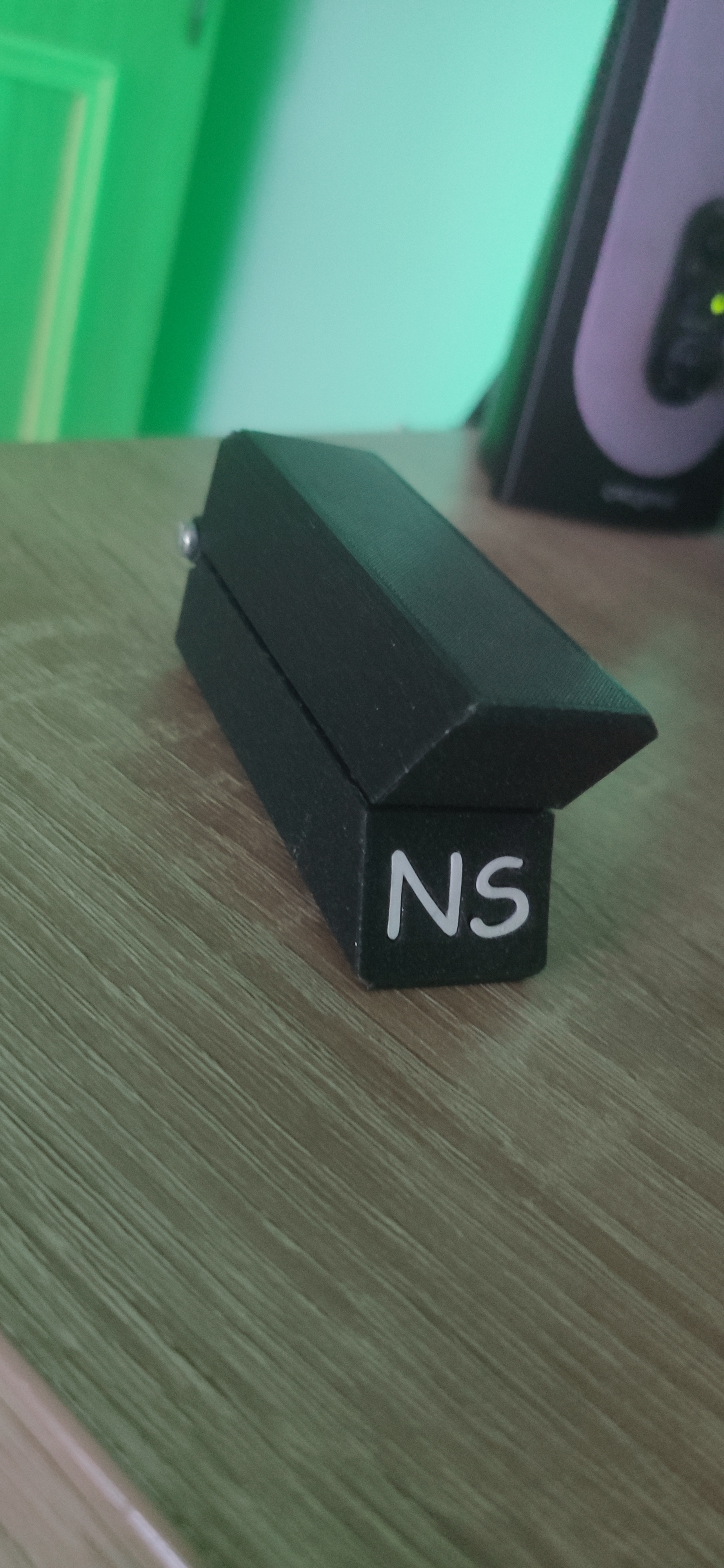 🎲 Nintendo Switch Game Card Holder・ STL File for ・Cults
