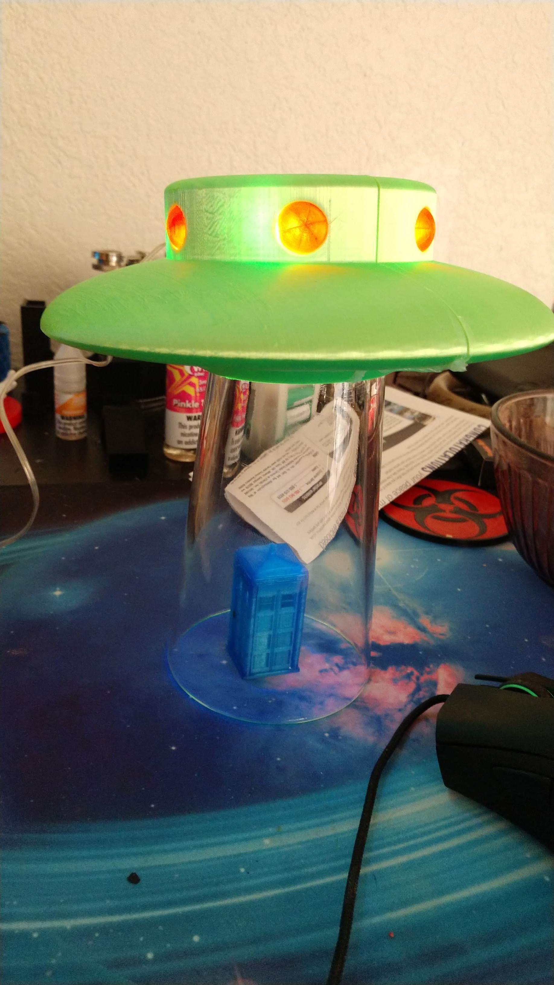 лампа для похищения инопланетянами