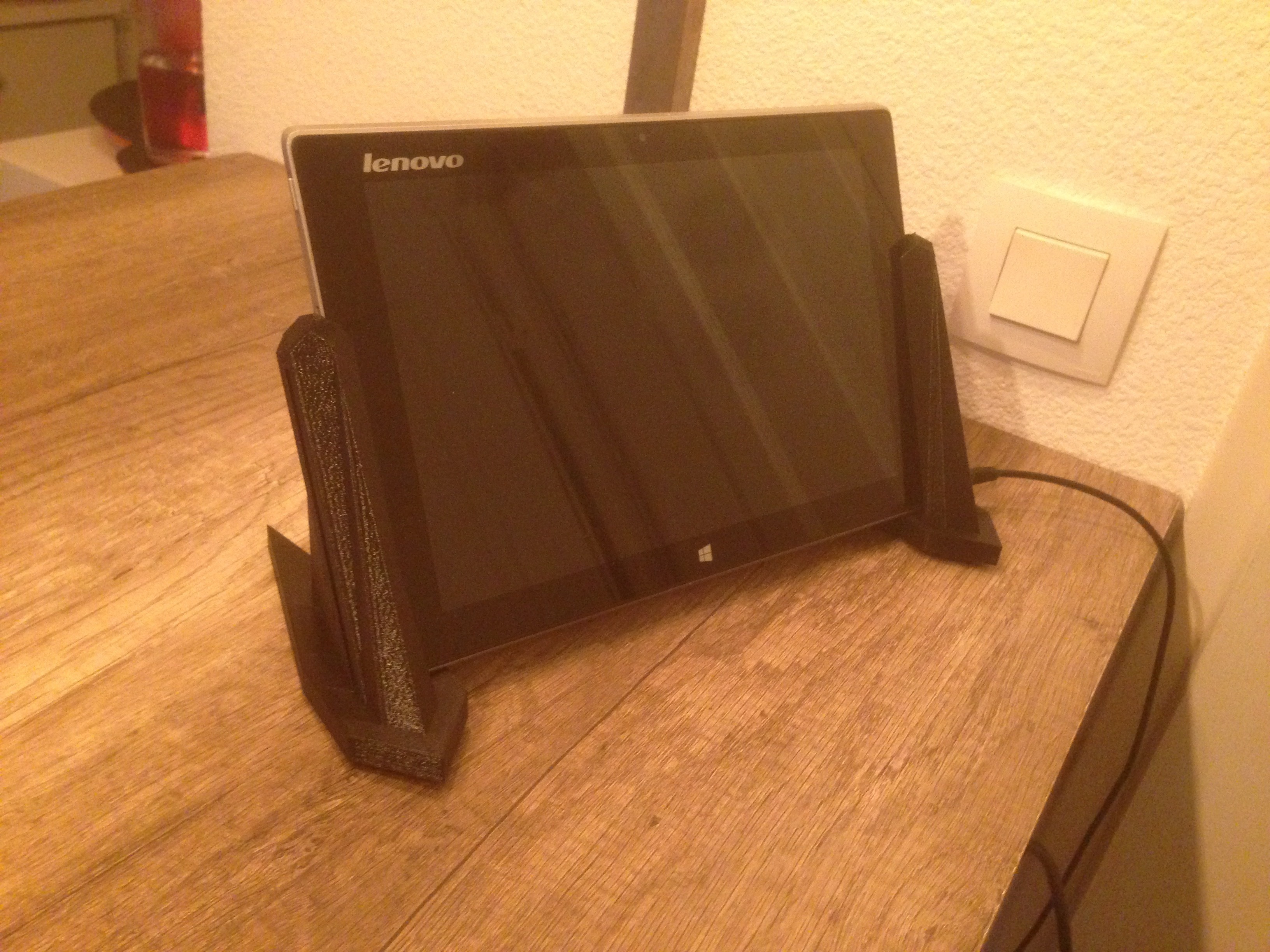 Free STL file Tablet support 📱 ・3D printing model to download・Cults