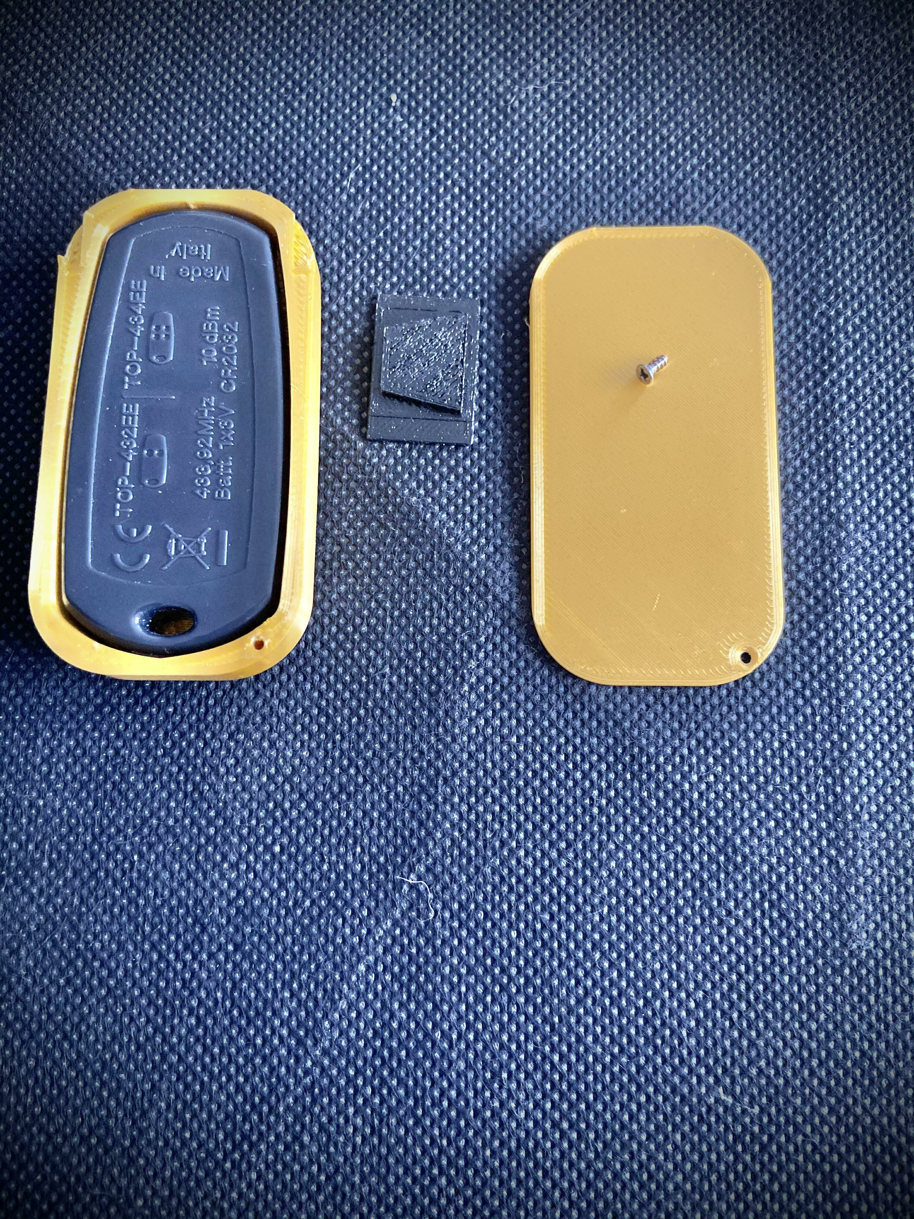 STL file Protective shell for CAME gate remote control 🐚 ・Model to ...