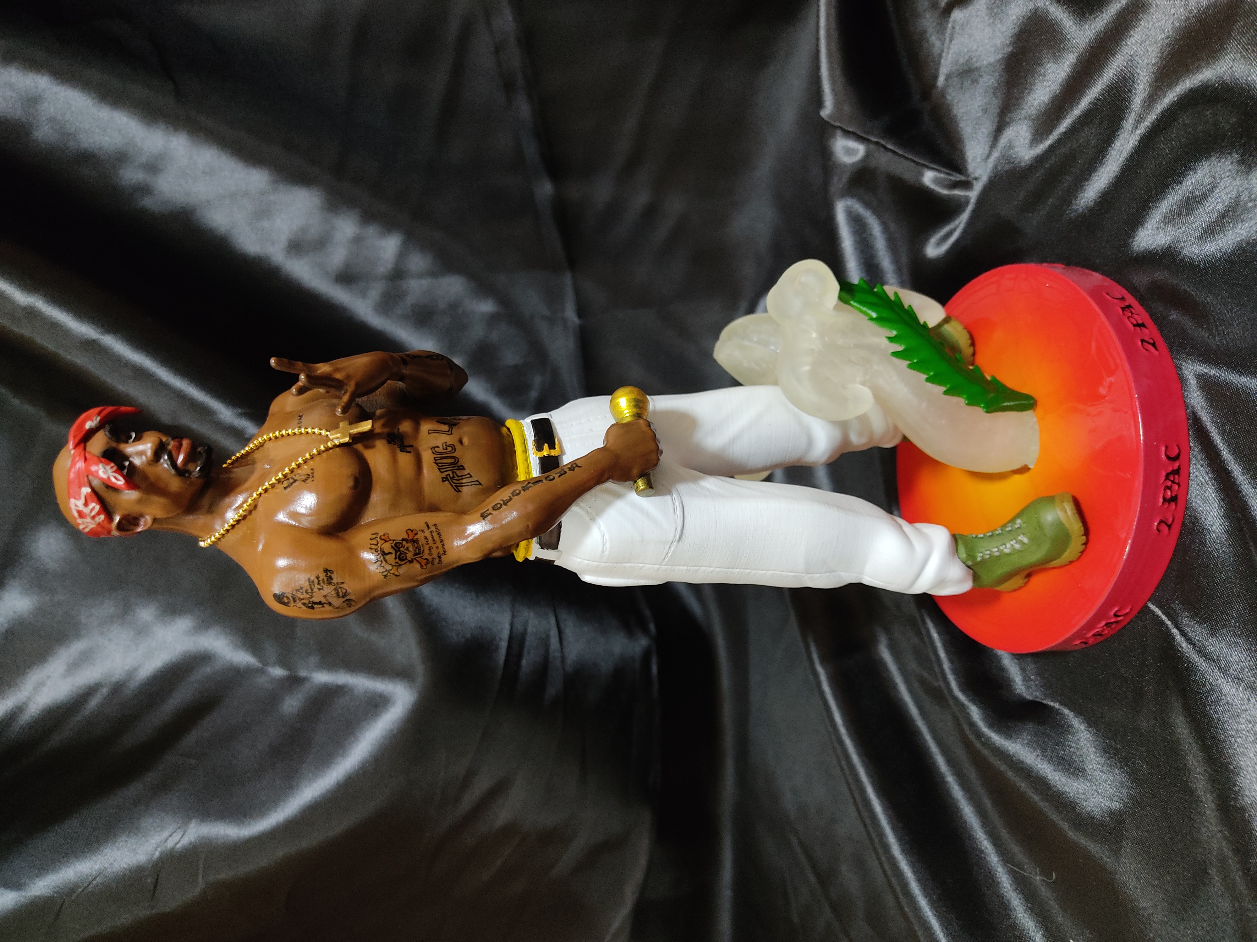2PAC フィギュア Funko Vinyl Gold 5