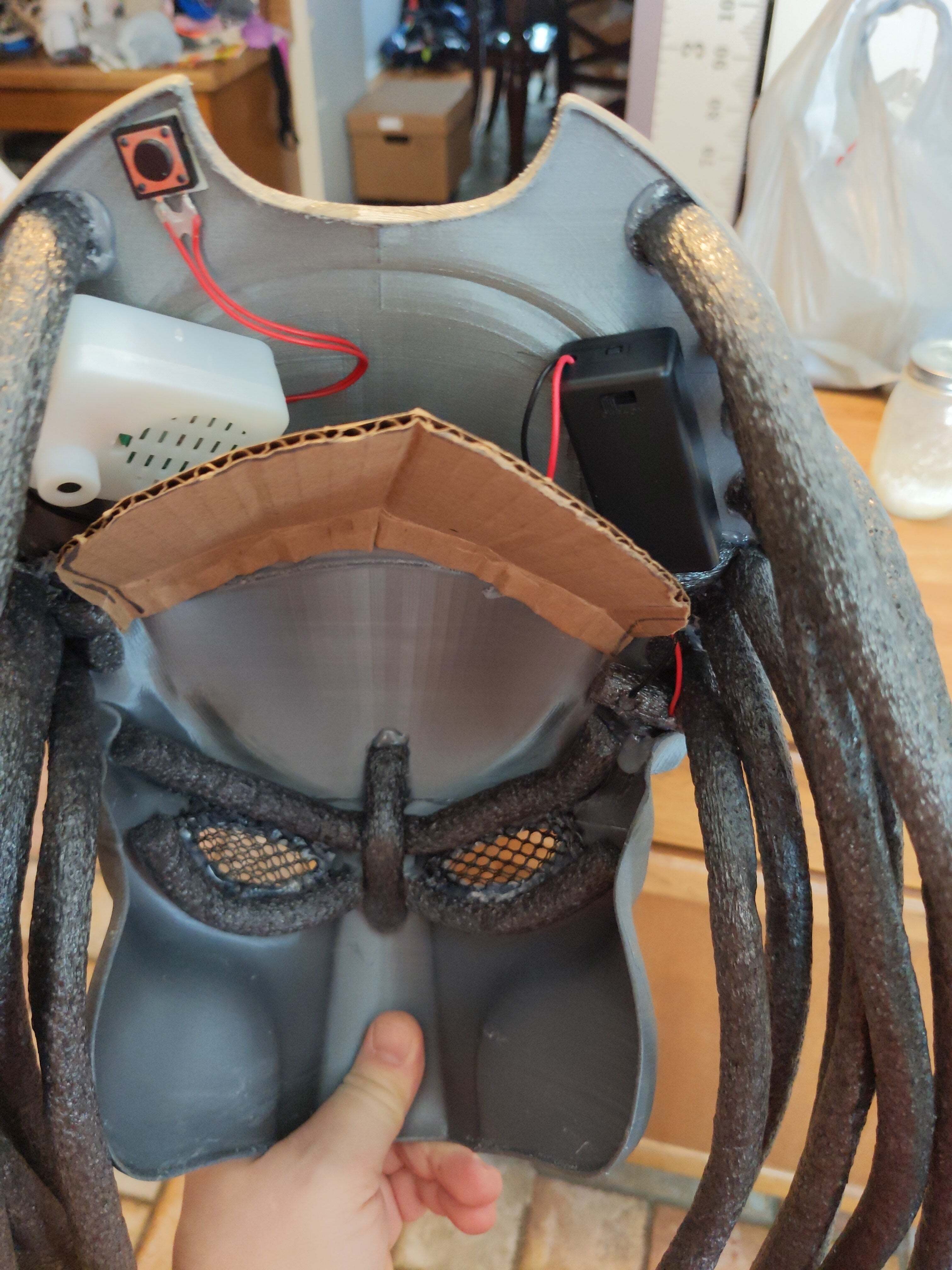 Predator Mask Pyrography 3D printed Predator mask・Cults