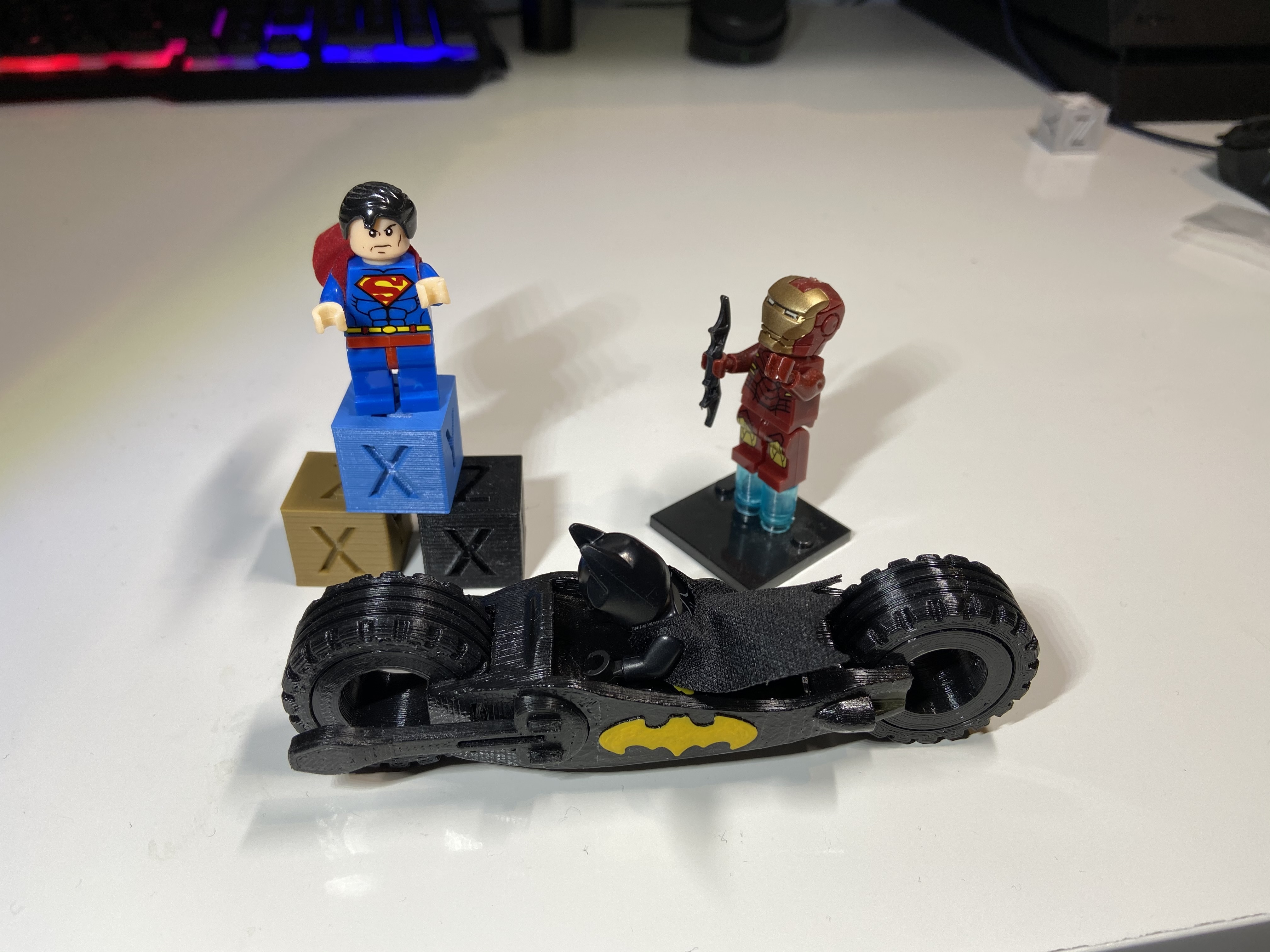 🚸 Lego Moto Batman・Archivo STL para ・Cults
