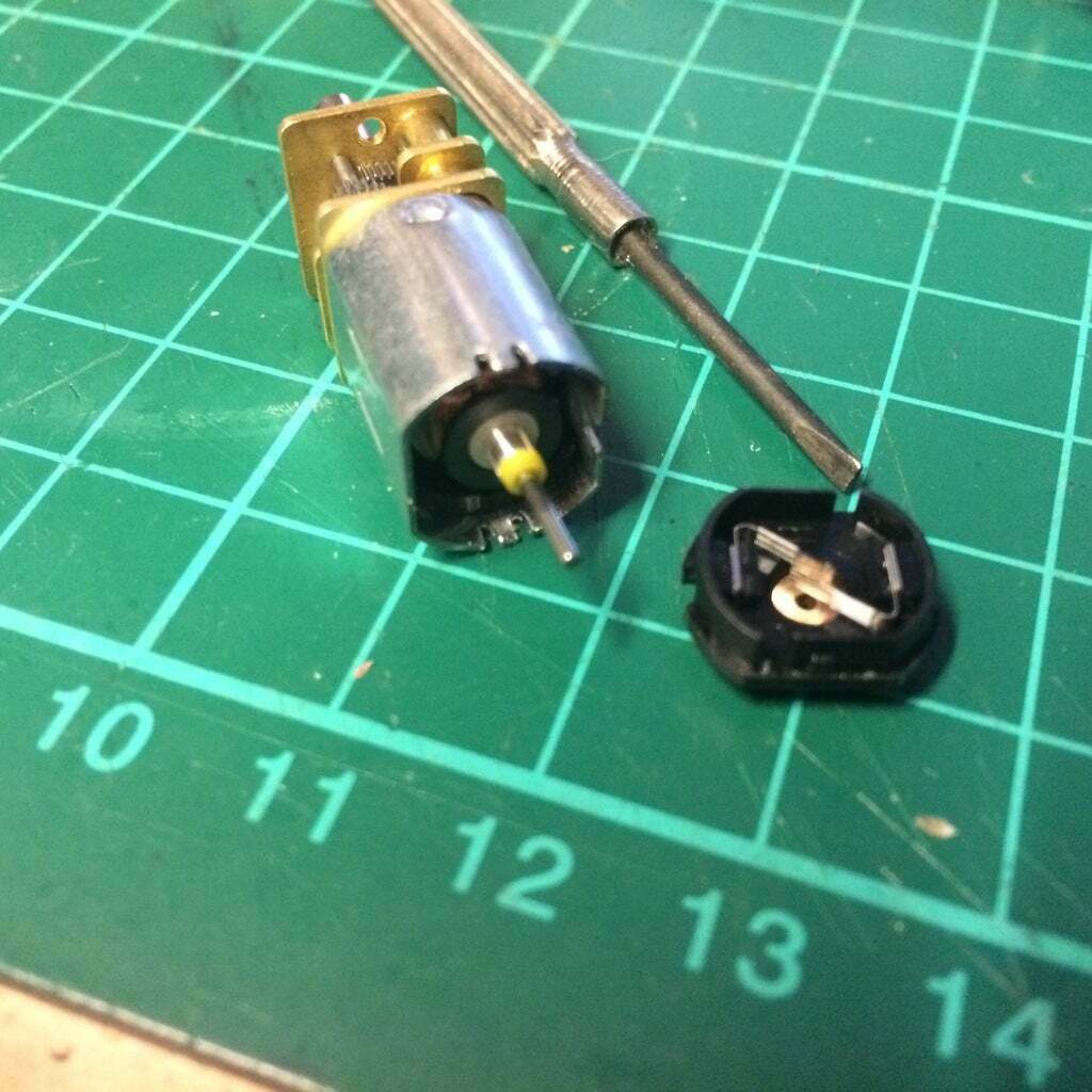 Free STL file Mini tracked rover for N20 Motors 🚁 ・3D print design to ...