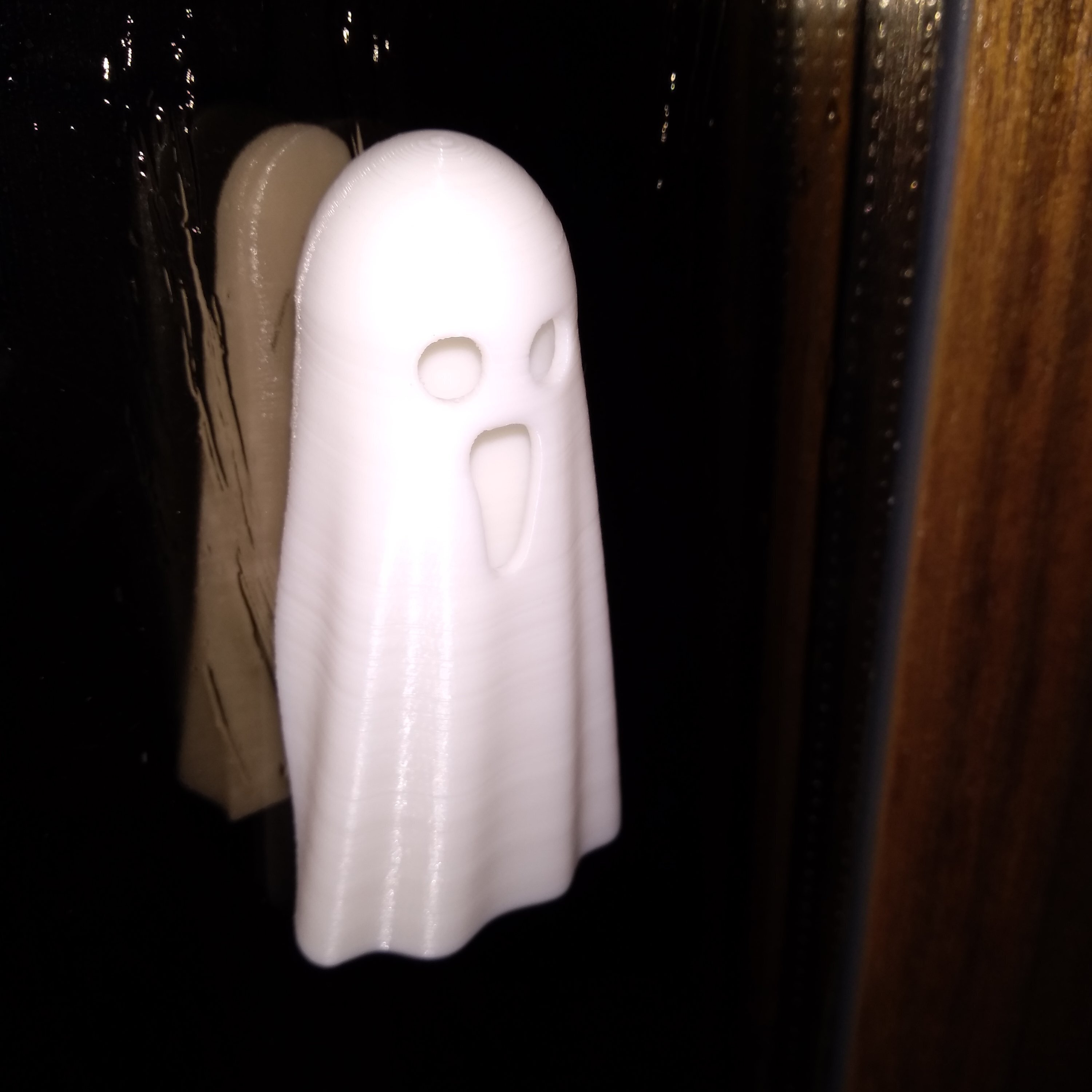 Window 3d Ghost 🪟 Ghosts in the Window (or Wall)・3D Print・Cults