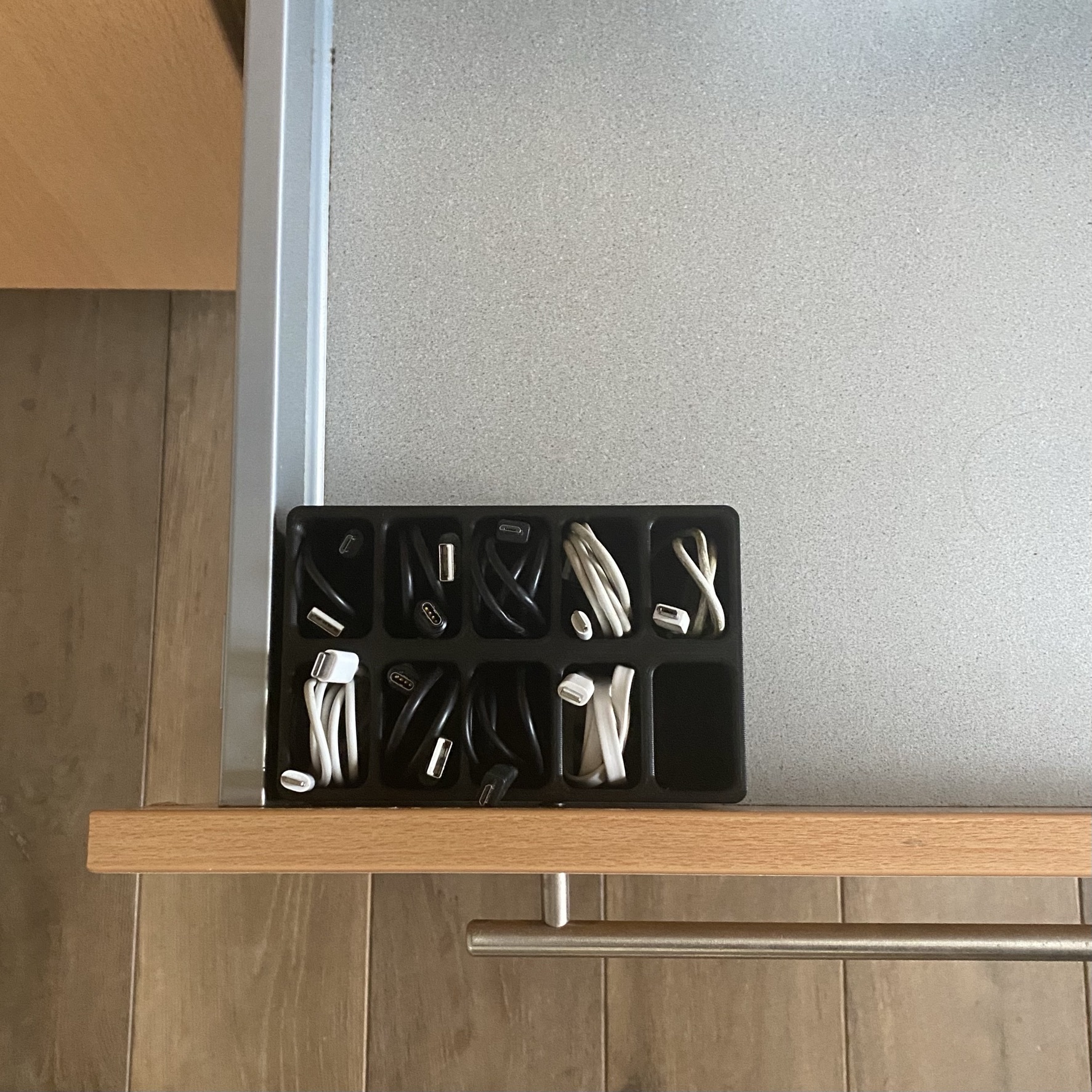 💾 USB cable organizer・ STL File for ・Cults