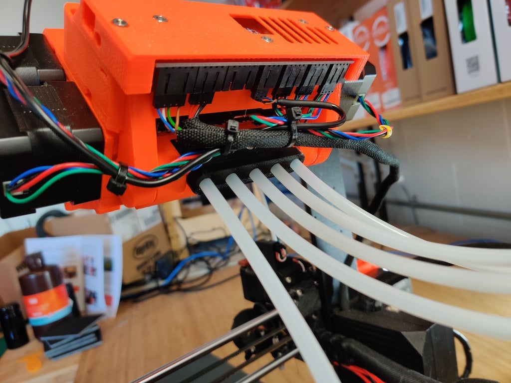 Free STL file Prusa i3 Mk3s MMU2s 6mm OD tubing to MMU adapter 🧞‍♂️