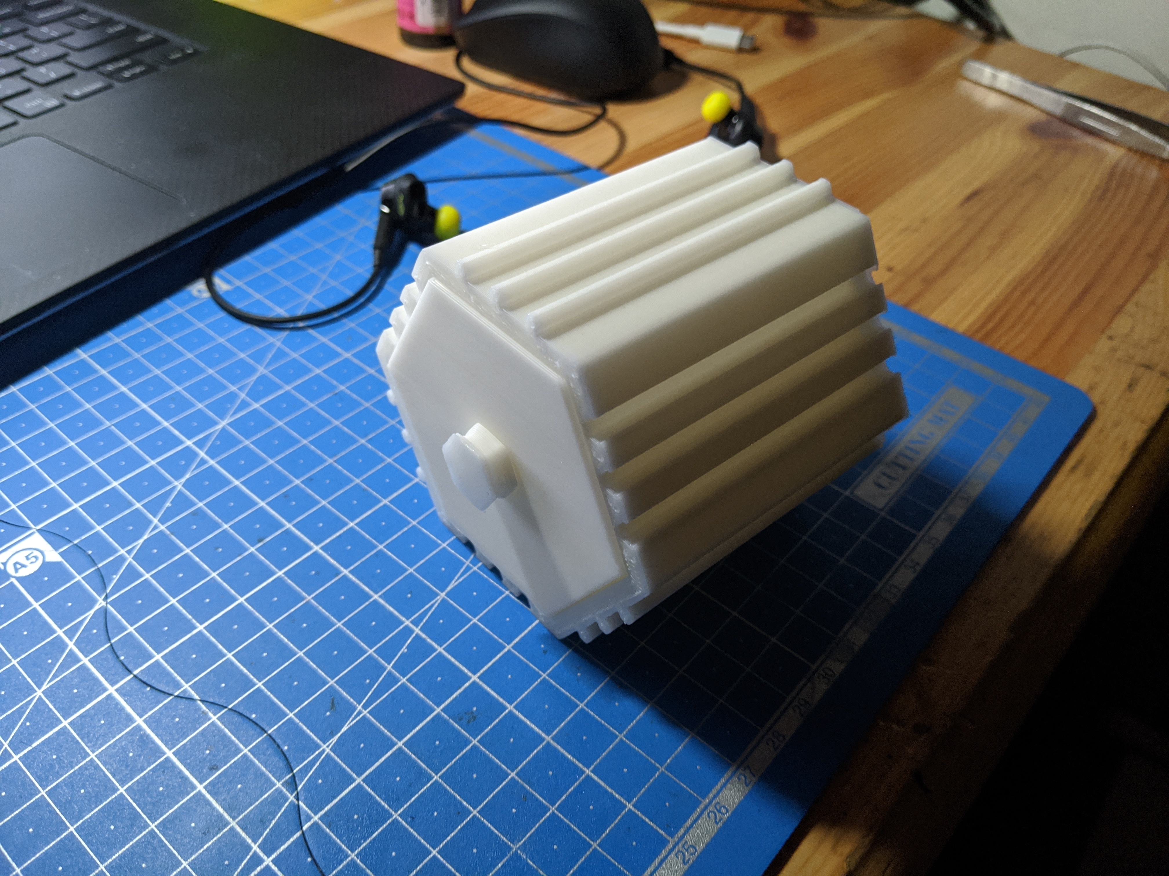Drawer Hive 3D printable The HIVE - Modular Hex Drawers・Cults
