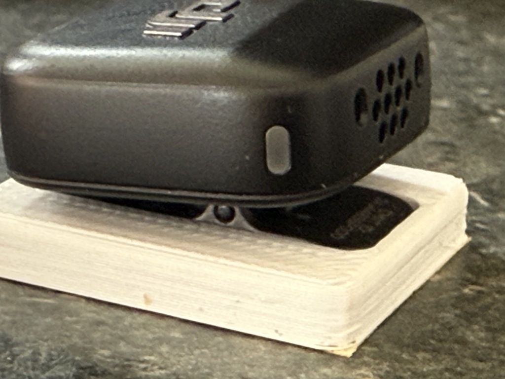 🪖 Magnetized holder to go inside helmet for DJI Mic Mini・Free 3D File for  ・Cults