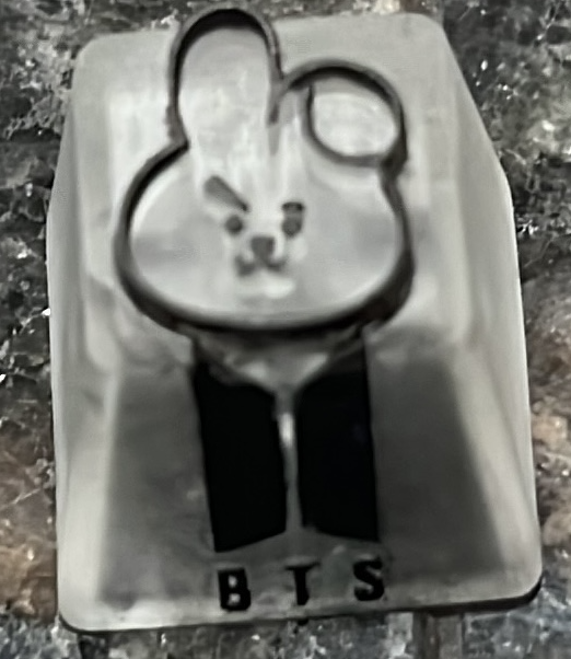 STL file BTS BT21 Keycaps - 8 Designs 🚐・3D print model to download・Cults