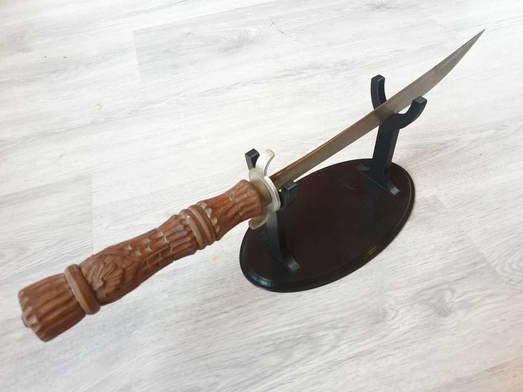 🗡️ Sword Display Stand・Free STL File for ・Cults