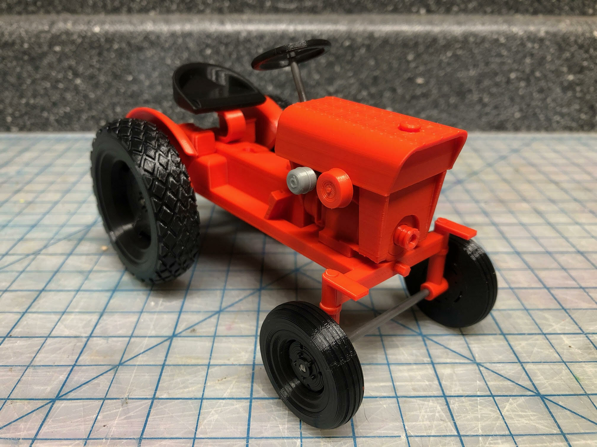 🚜 GT14 Scale Garden Tractor Model・ STL File for ・Cults
