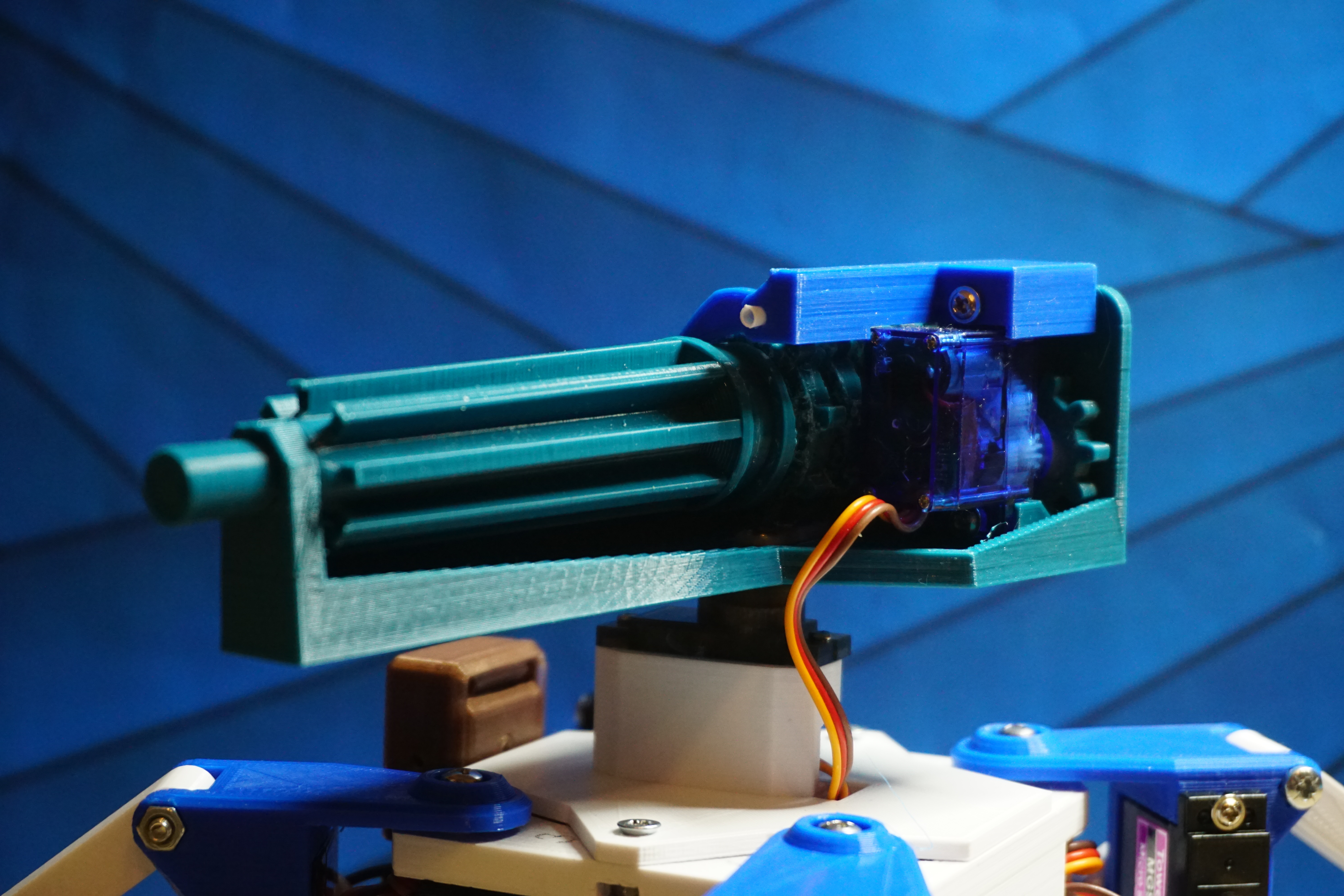 Free STL file Automated rubber gun with 32 rounds (Gatling gun) 🔫 ...