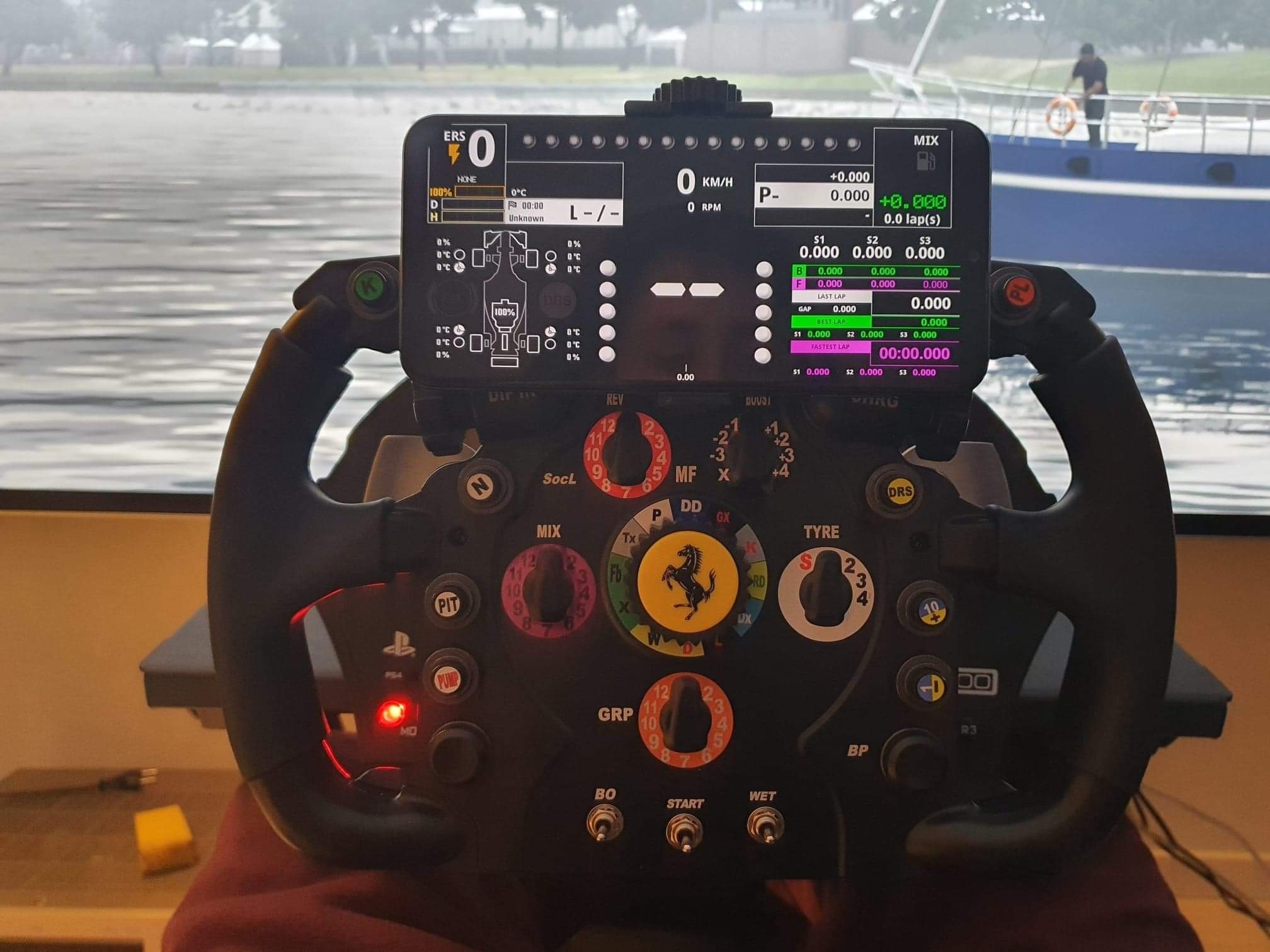 iPhone付】Thrustmaster フェラーリアドオンモニターキット