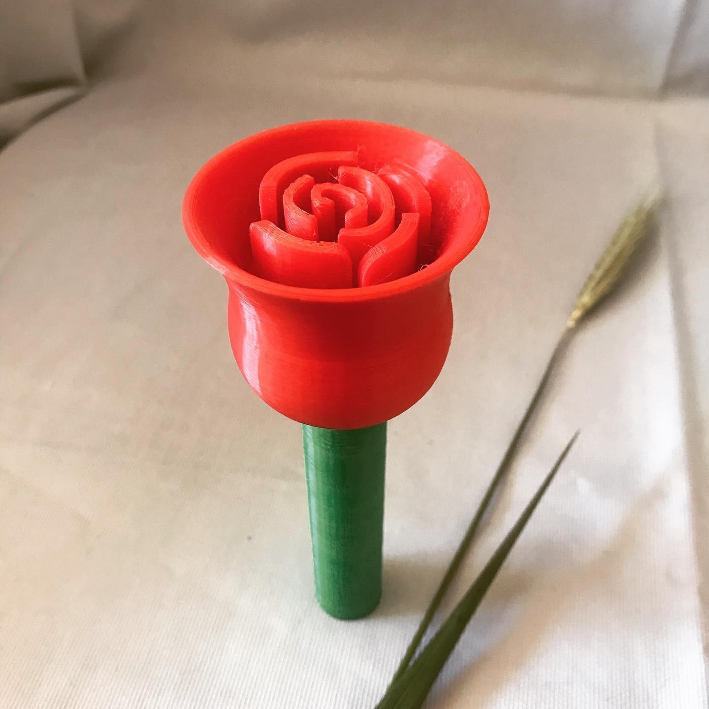 Rose Rattle STL file Rattle rose 🌹 ・3D printing model to download・Cults