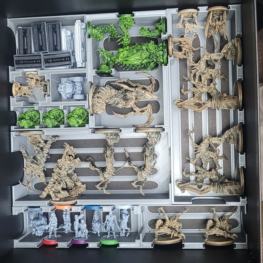 🃏 Nemesis Lockdown + Stretch Goals Insert (sleeved cards