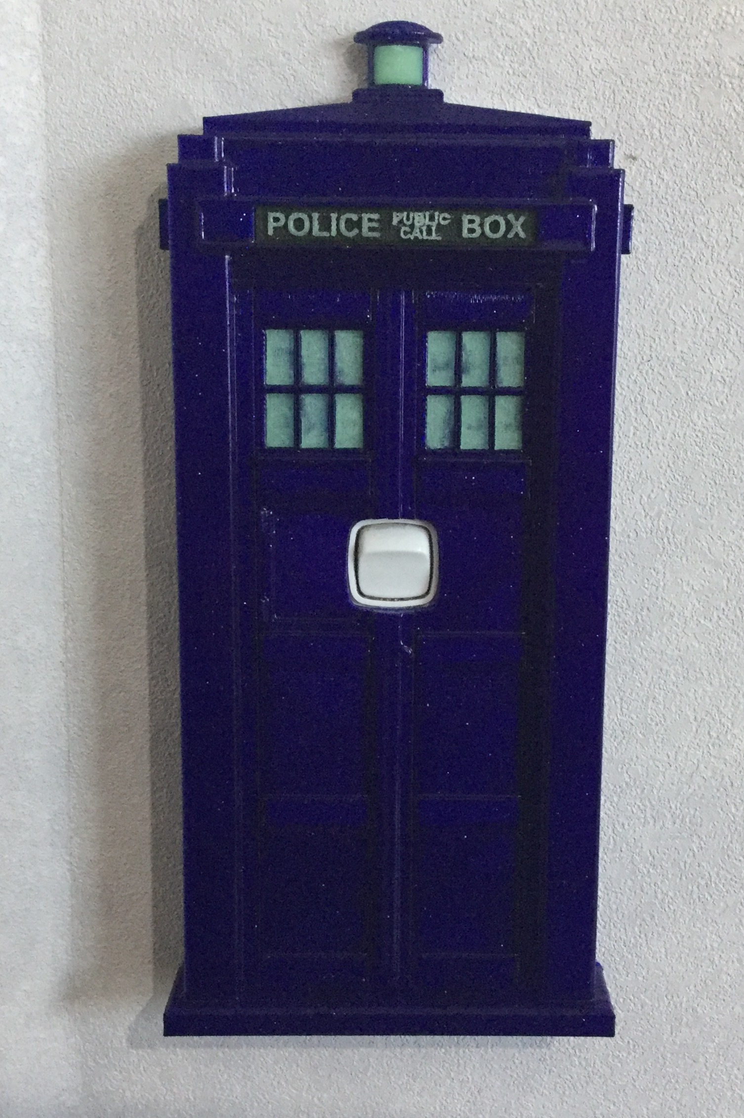 🎨 TARDIS Light switch cover (NZ)・Free STL File for ・Cults