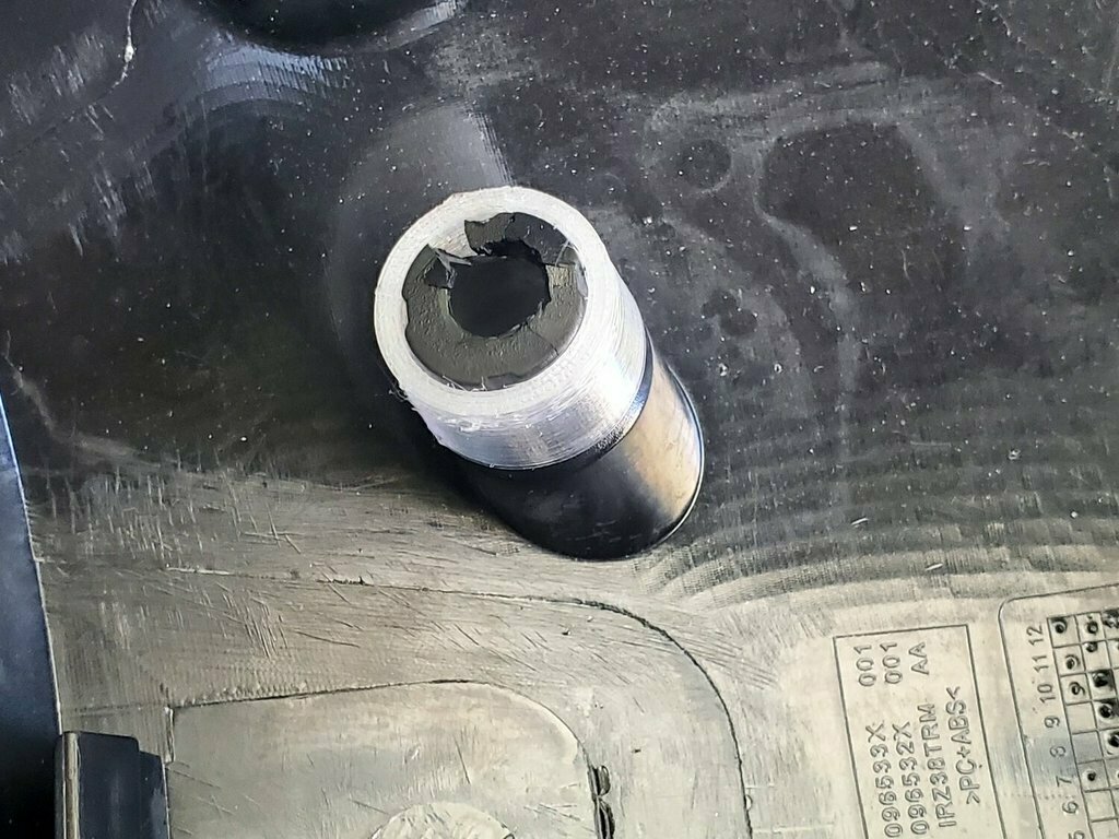 Free 3D file Fiat Steering Column Cover Repair 🚗・3D printing model to download・Cults