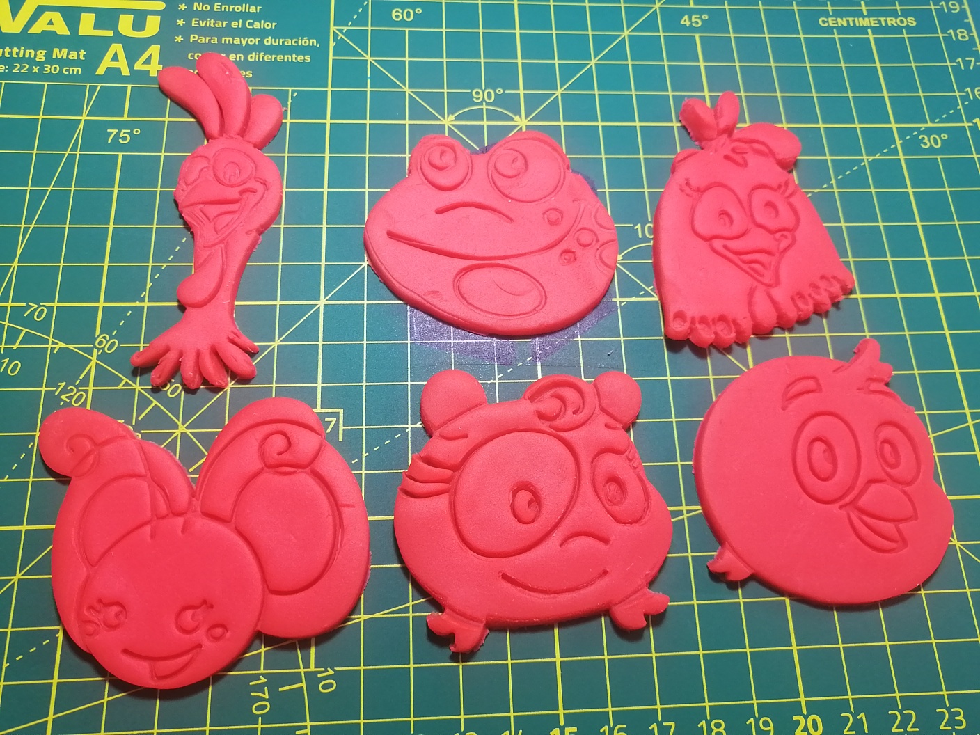 Emporte-pièce Forme Poule Imprimé 3D PLA Bleu - 6,3 Cm - Neuf