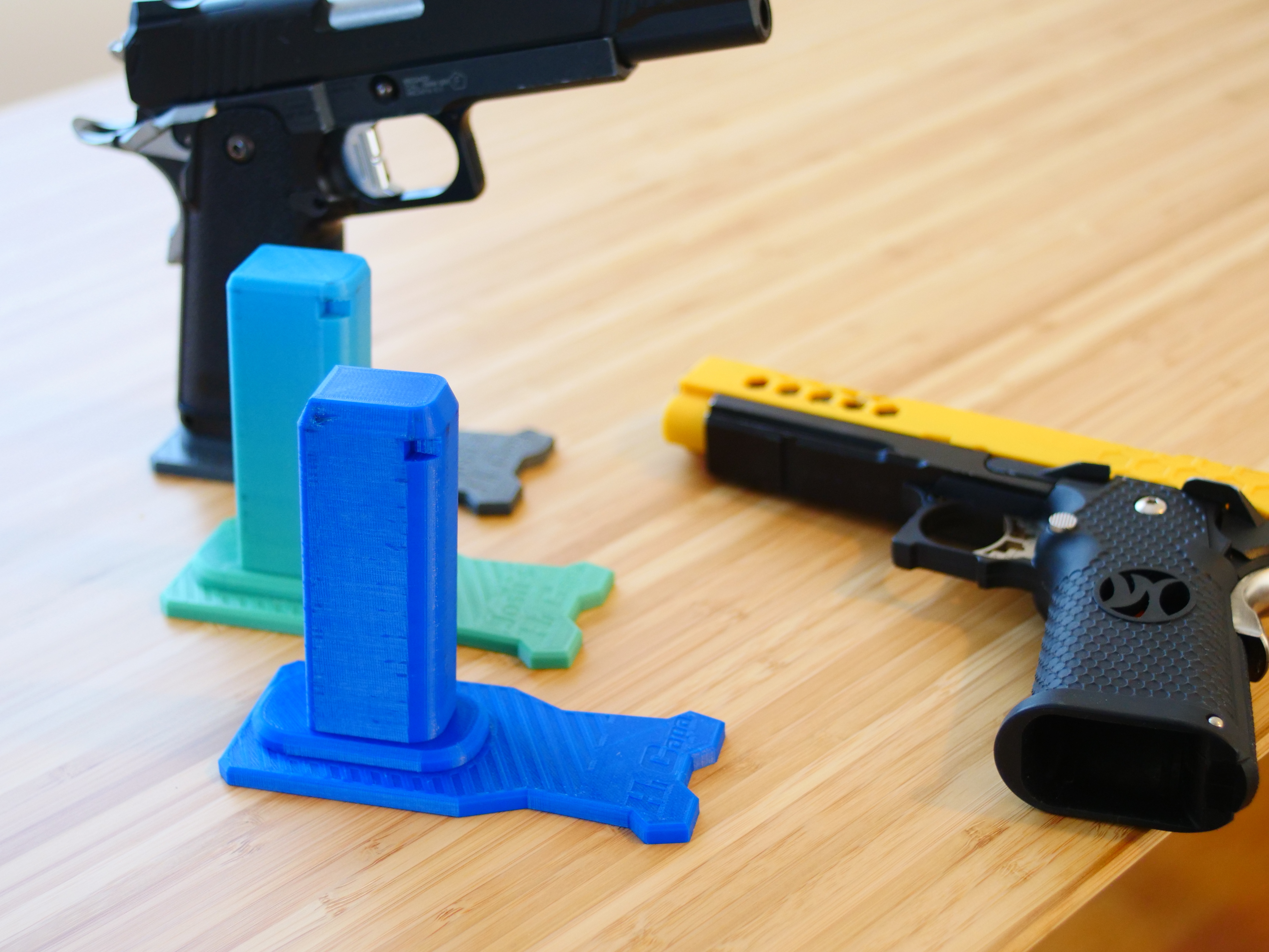 🗼 Display Stand for Hi Capa (Tokyo Marui, WE, AW, SSP1