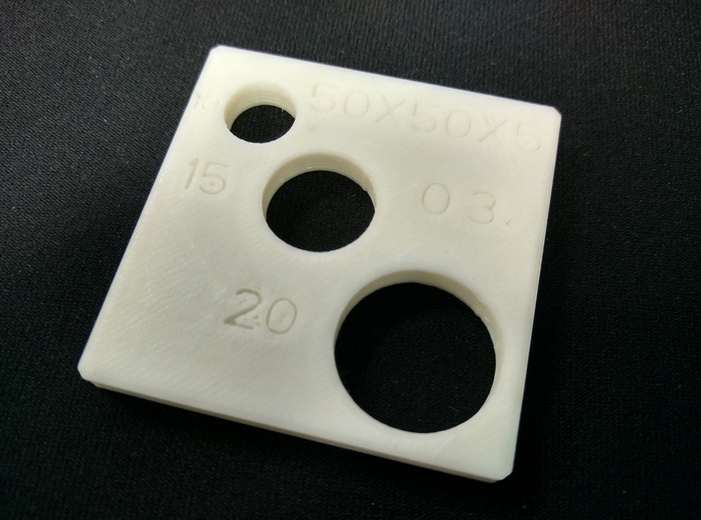 Vector Testing Block 🖨️ A simple test block for your printer・Free 3D File for ・Cults