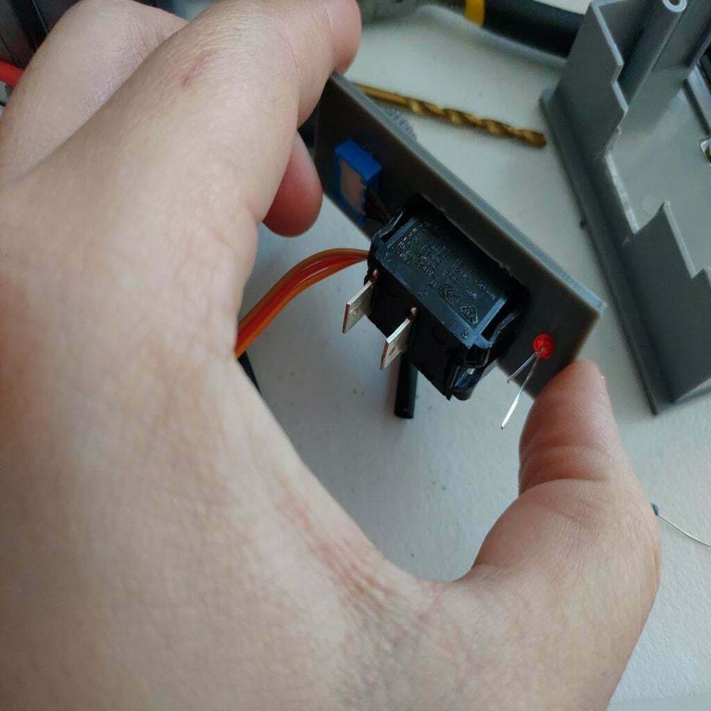 Free STL file RC 1/14 - Tamiya Mounting plate for ON/OFF Switch (+ LED ...