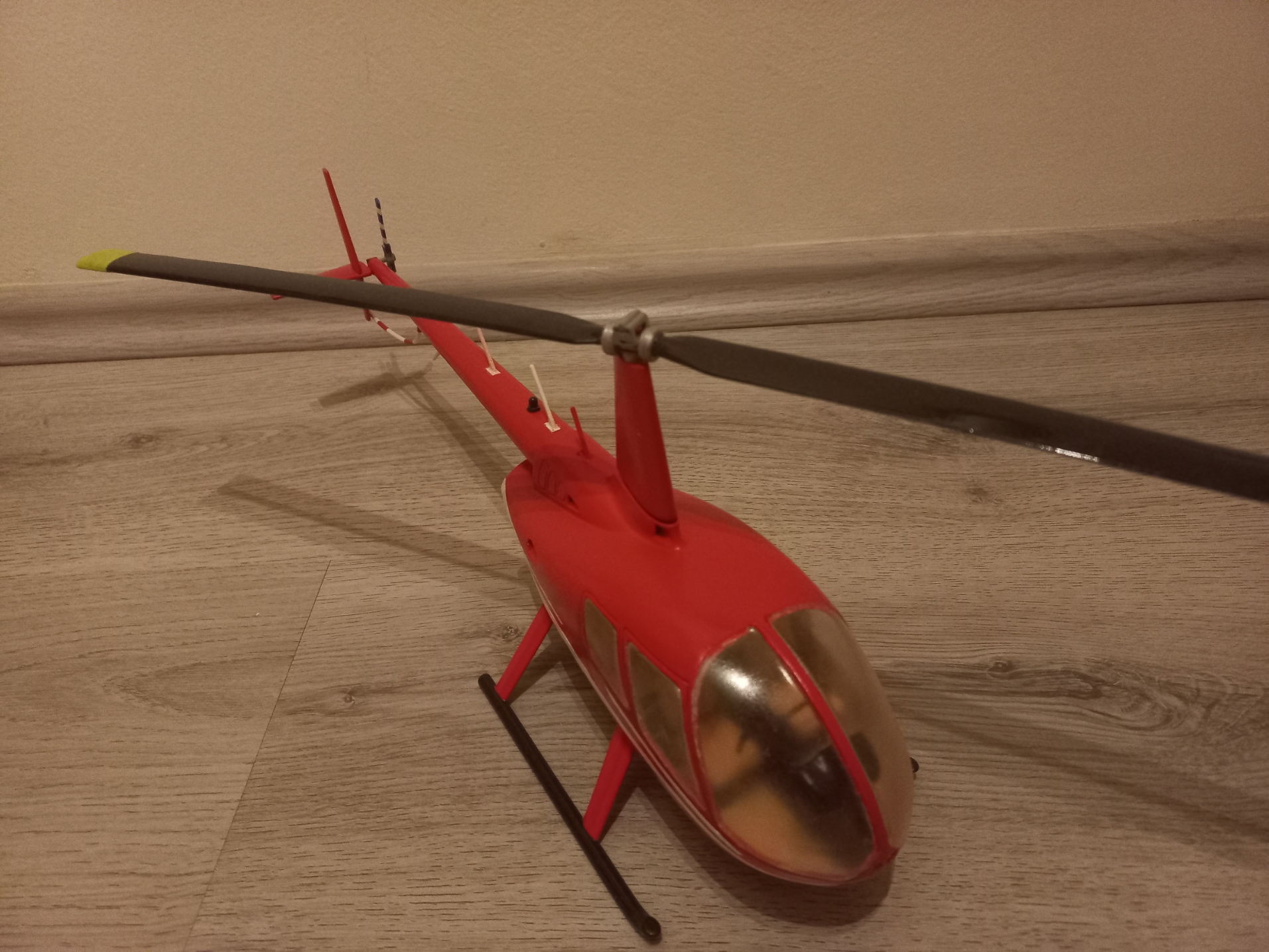3D file Robinson R66 🚁 ・3D printing template to download・Cults