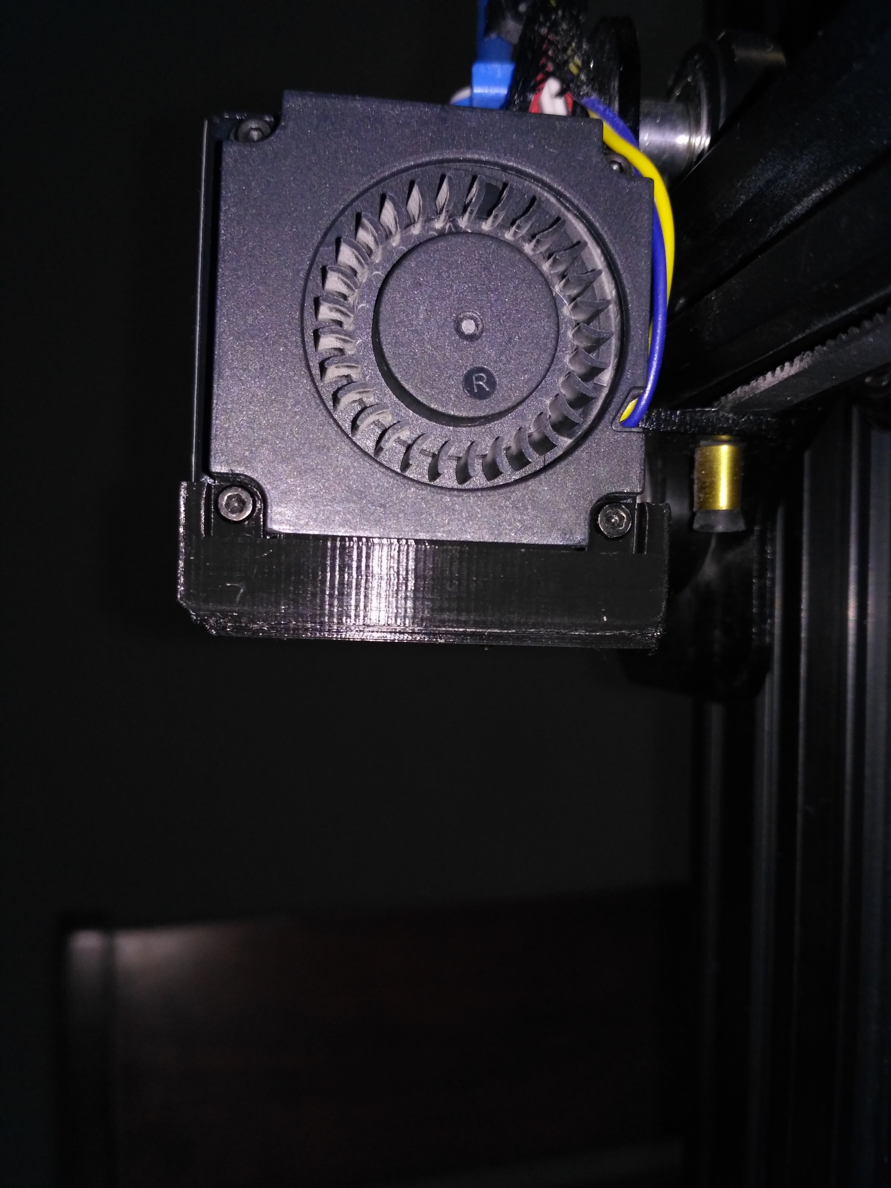 3D printed Creality Ender 3 part cooling fan duct・Cults