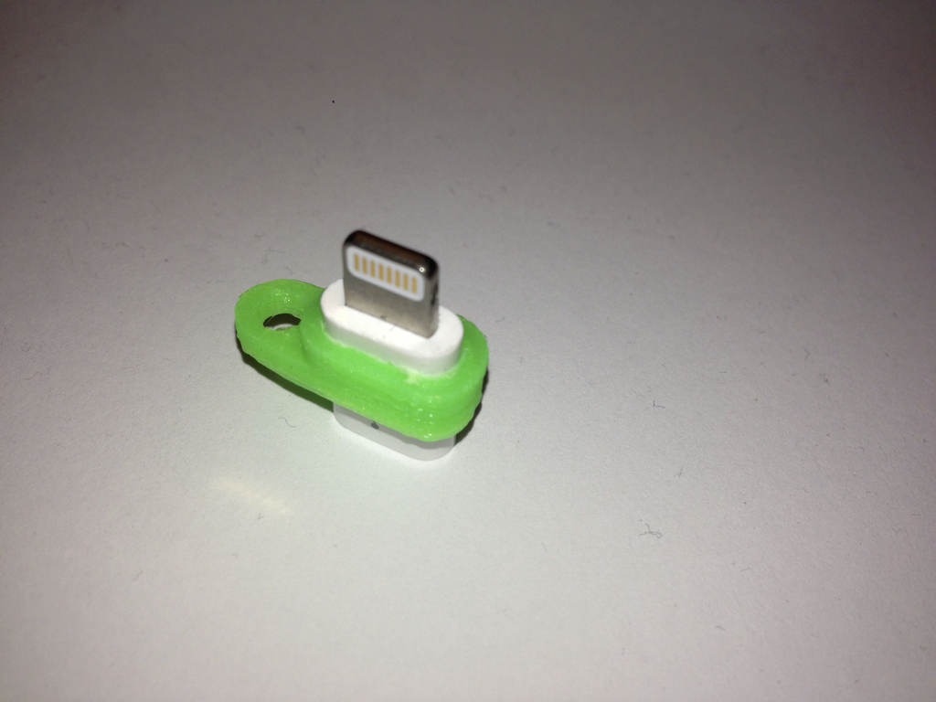 Бесплатный 3D файл Подвесной переходник с микро USB на Lightning 💾 ・3D ...