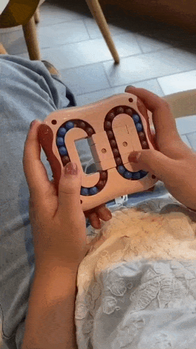 VN20210825_213823.gif MIND TOY V1