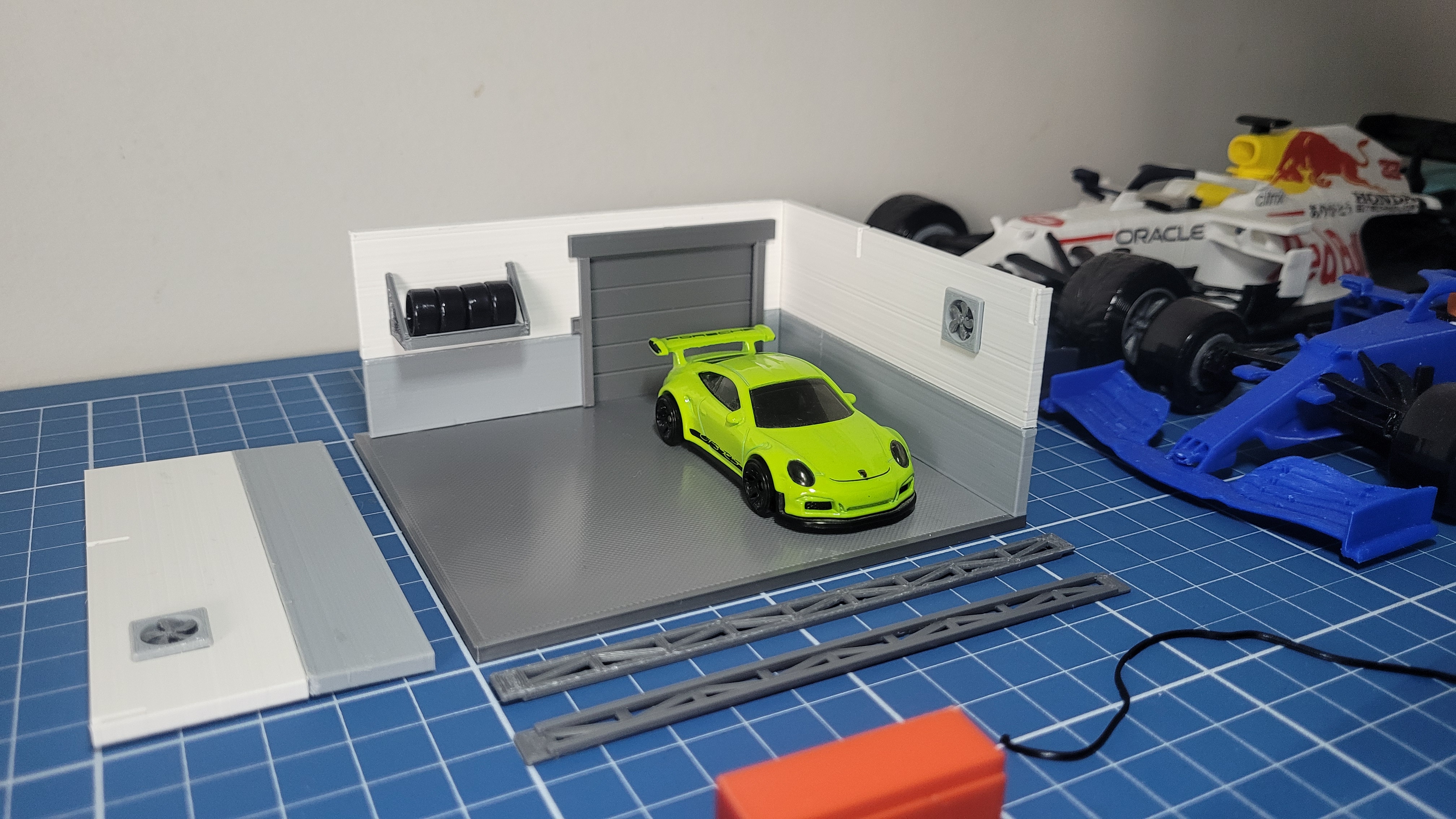 🚗 MINI GARAGE FOR 1/64 CARS・ 3D File for ・Cults