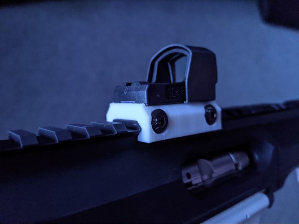 Free 3D file Romeo Zero Picatinny Rail Mount 👽・3D printing template to