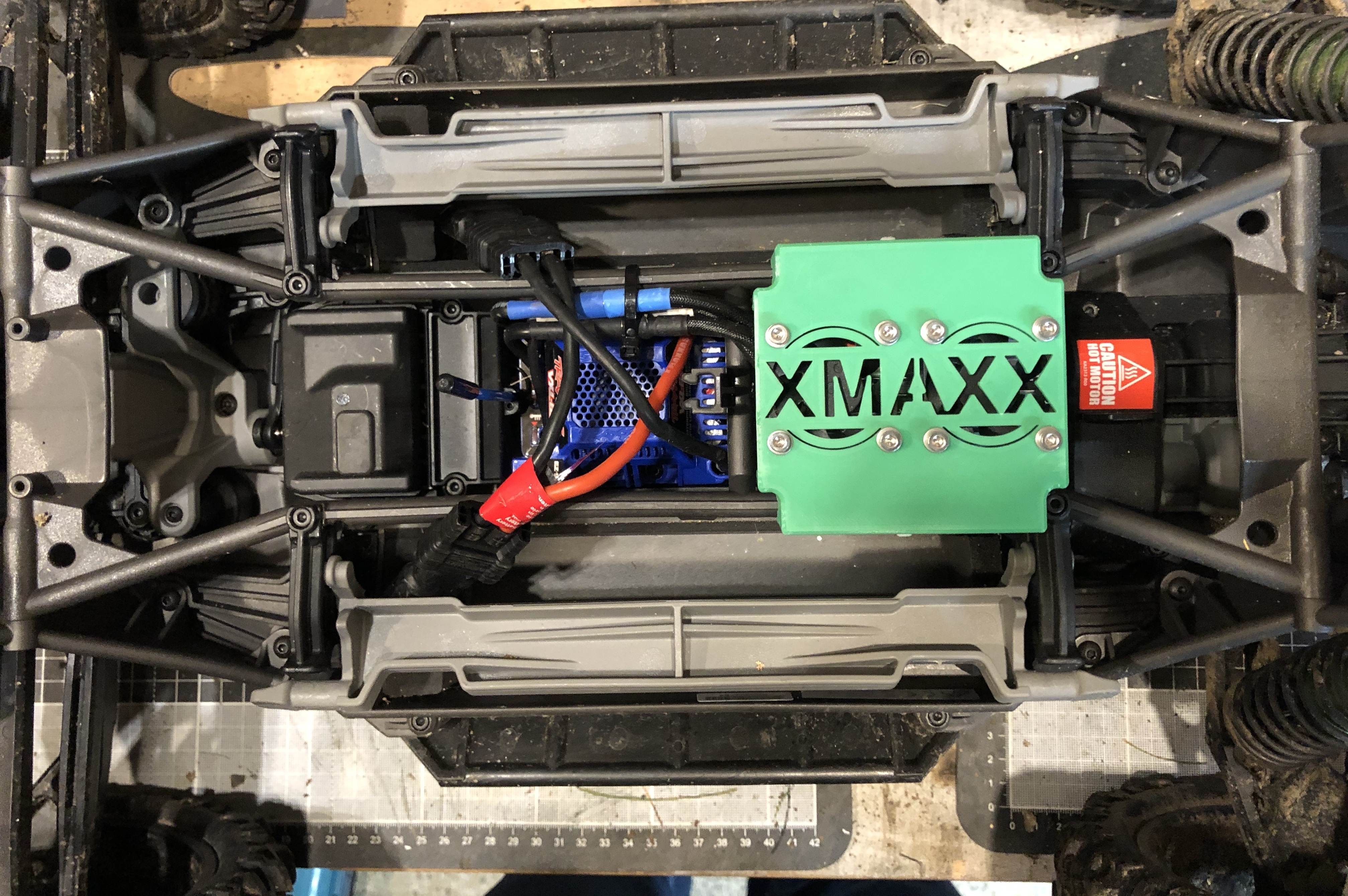 Coolmaxx2 Radiator Machine Adapter 📱 TRAXXAS XMAXX Dual Fan Motor Cooler (Or ESC)・ STL File for ・Cults