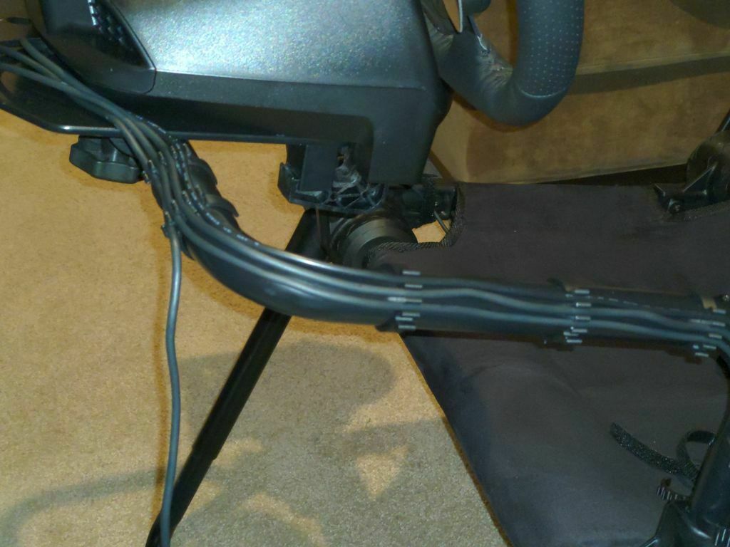 Sim Rig Cable Management Box 🔌 Cable organizer for Sim Racing Rig・Free 3D File for ・Cults