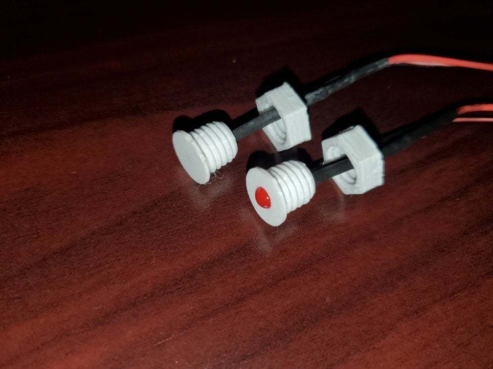 đ© 5mm LED holder including nut.ă»Free STL File for ă»Cults