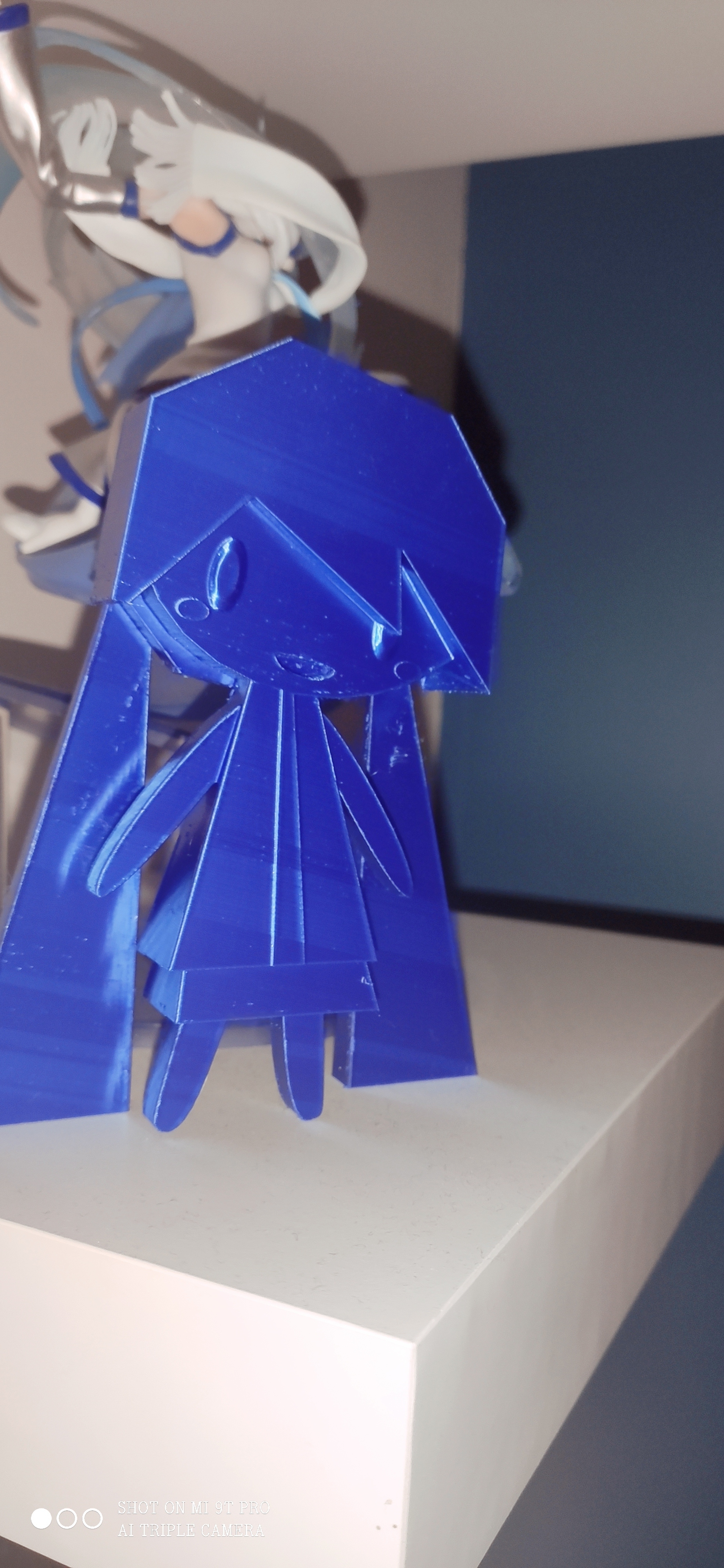 Hatsune Miku en el Espacio: Un Viaje Vocaloid, image size:1846x4000