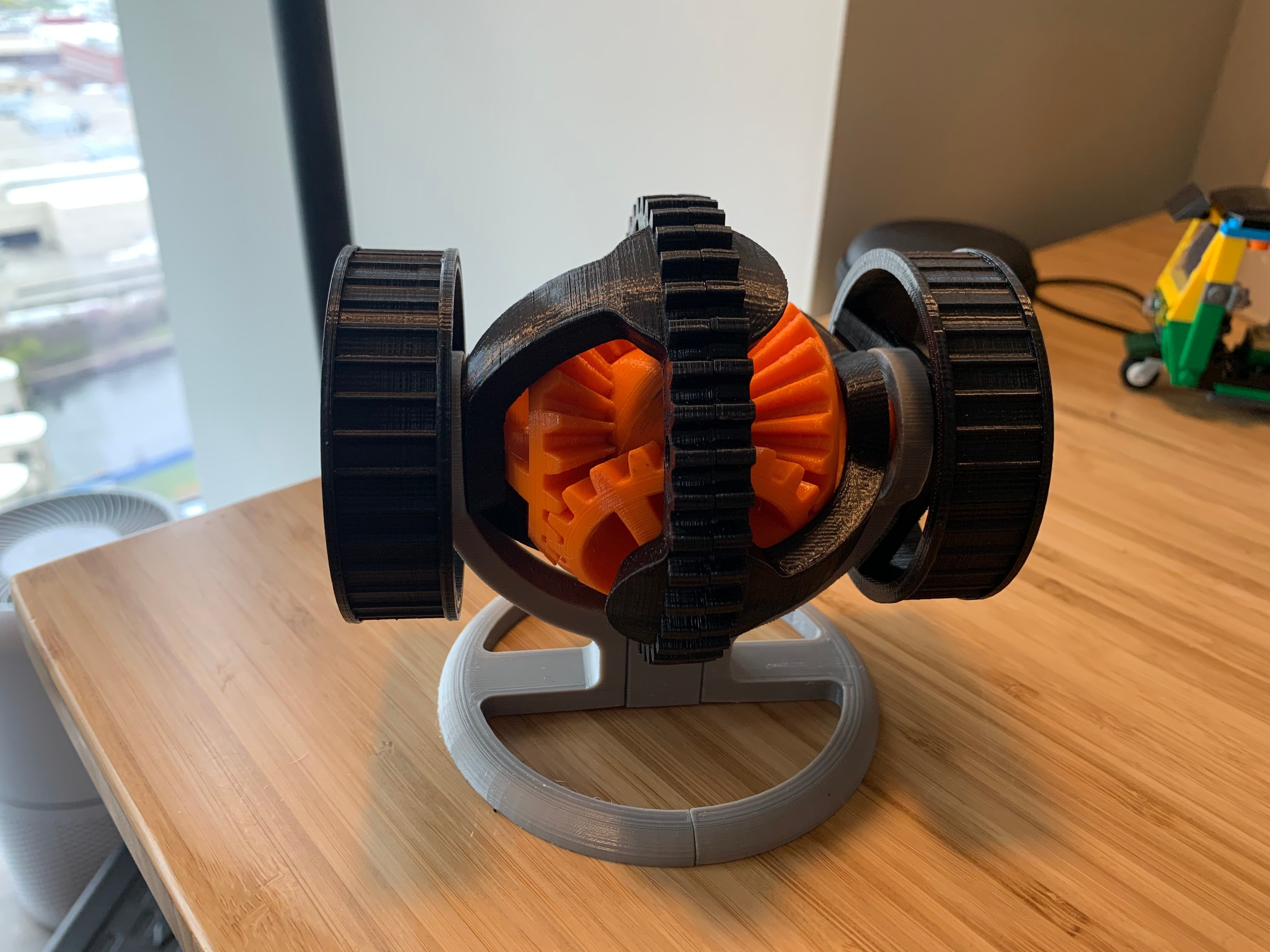 Spherical Differential